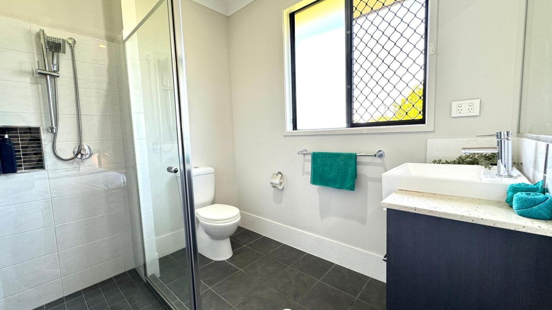 Homestay 14b Sunny Ensuite In Coppers Plains