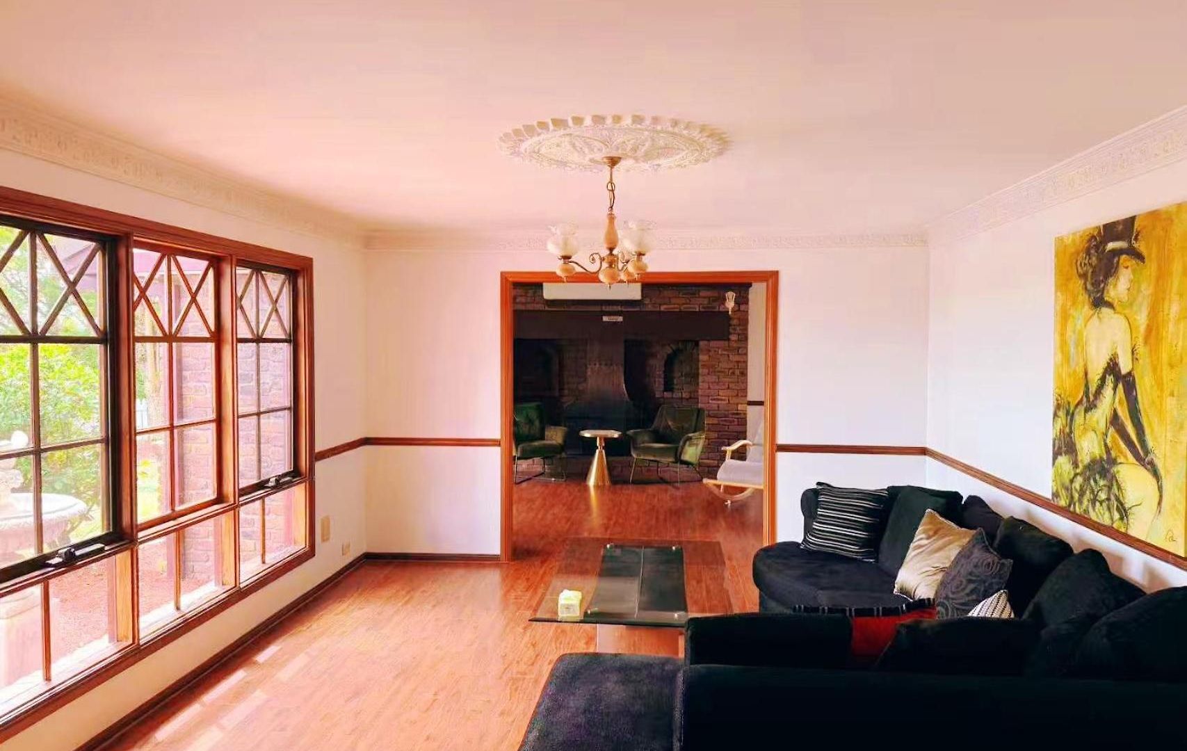 Homestay Yaka