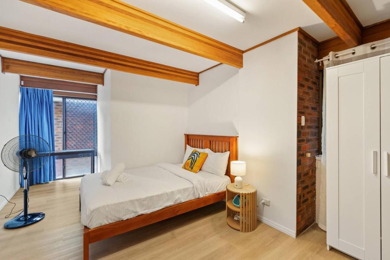 Holiday home Urban Comfort Cozy And Convenient With A Shared Pool *