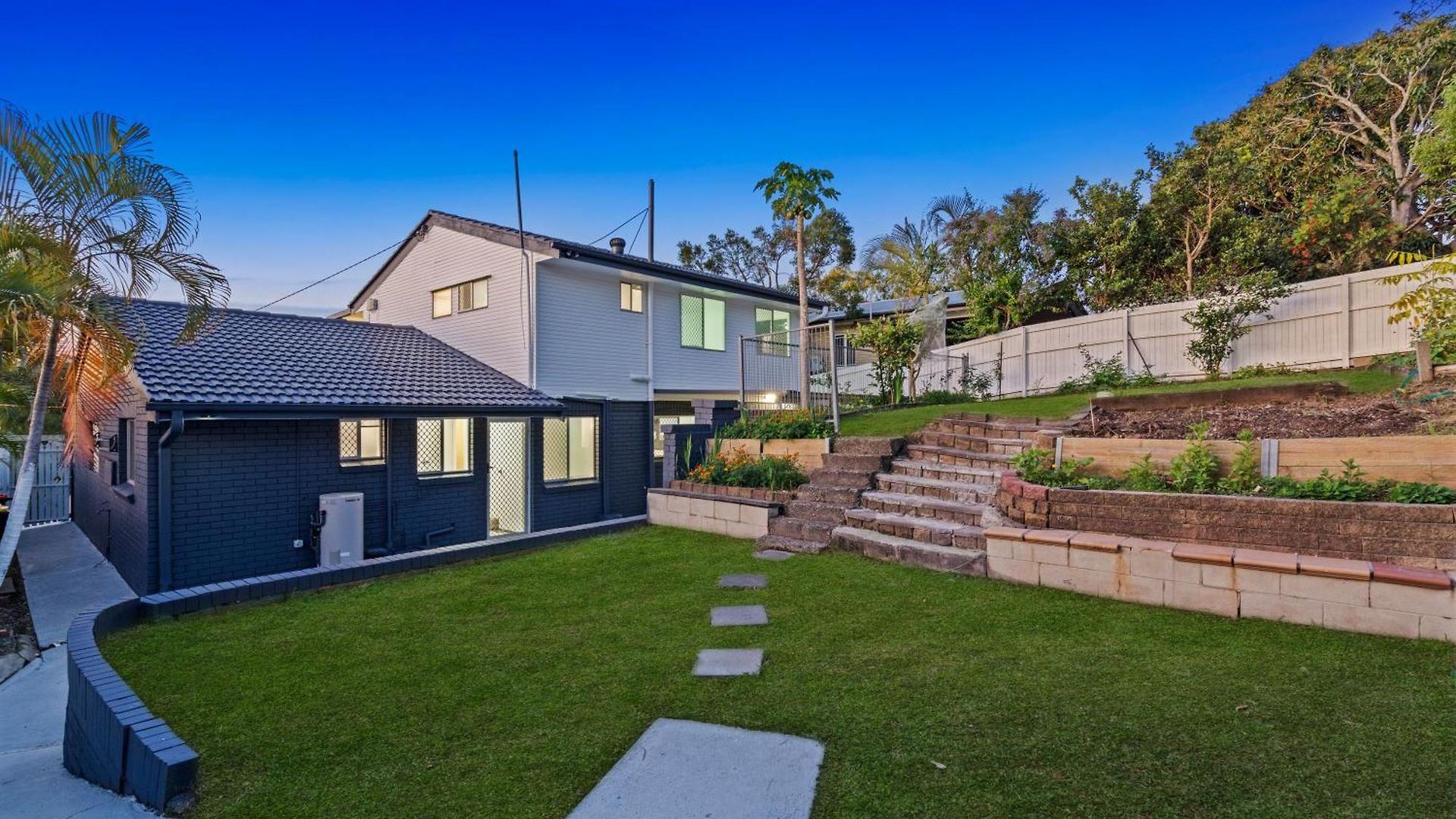 Modern Holland Park With Easy Access Homestay Brisbane