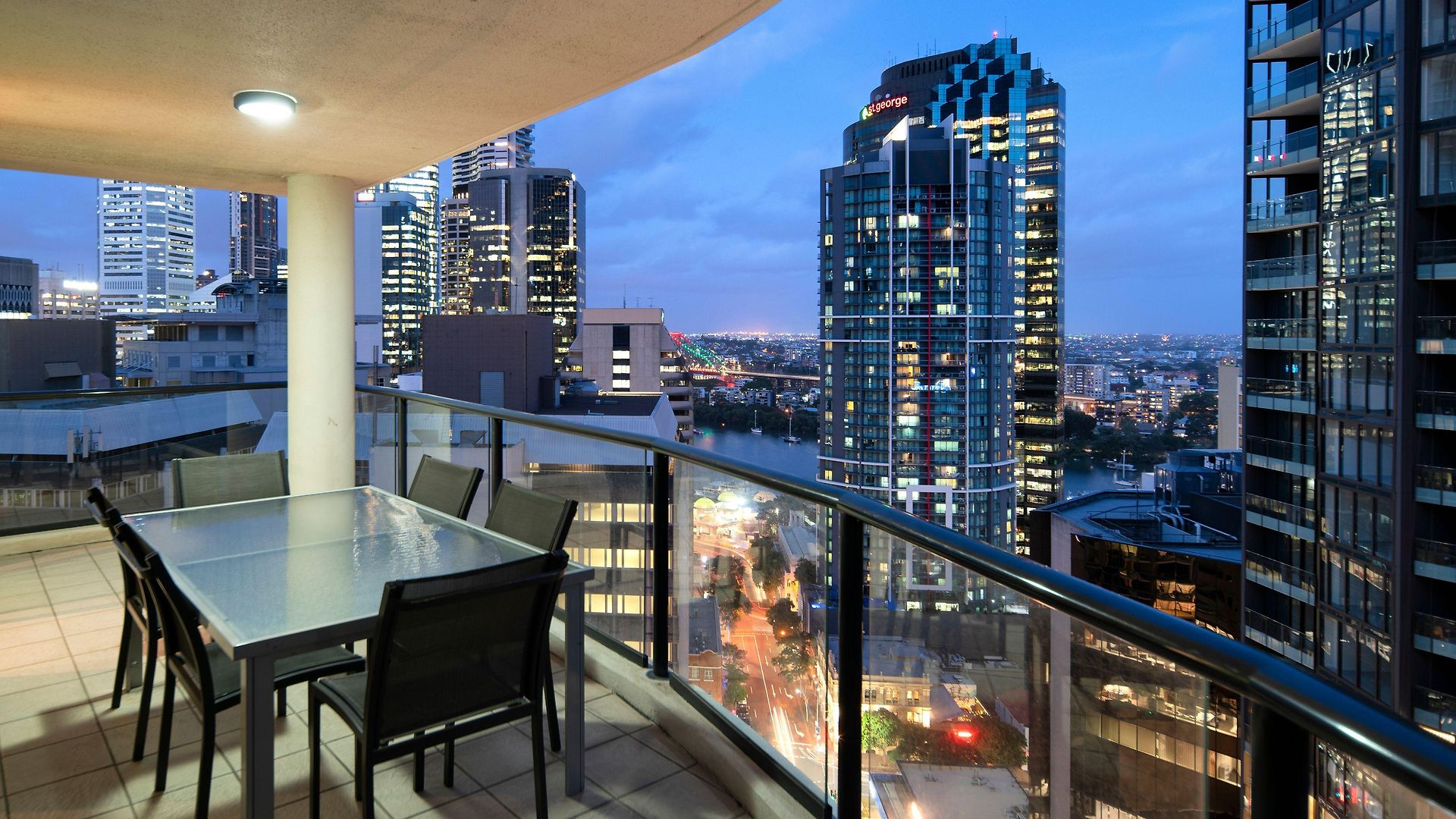 Quest River Park Aparthotel 5*