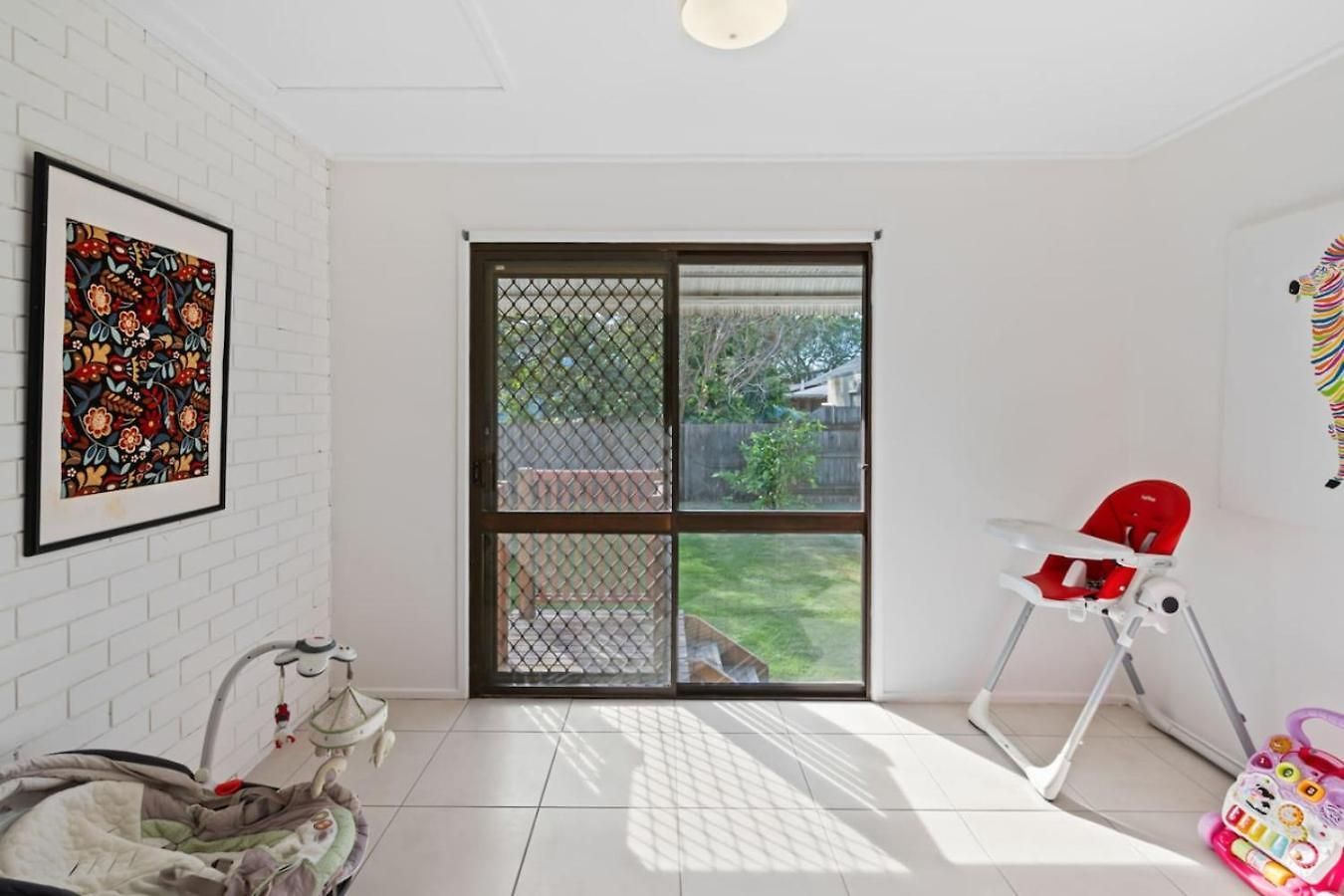 Sunny 4br With Pool In Prime Location Holiday home Brisbane