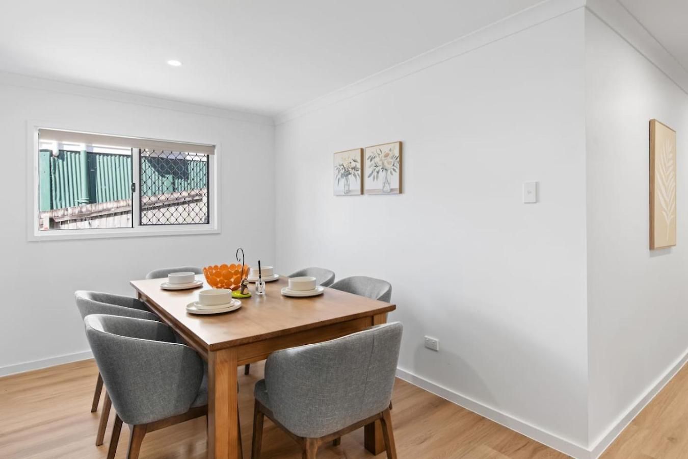 Holiday home Spacious Dual Retreat Balcony Near Rbwh And Cbd