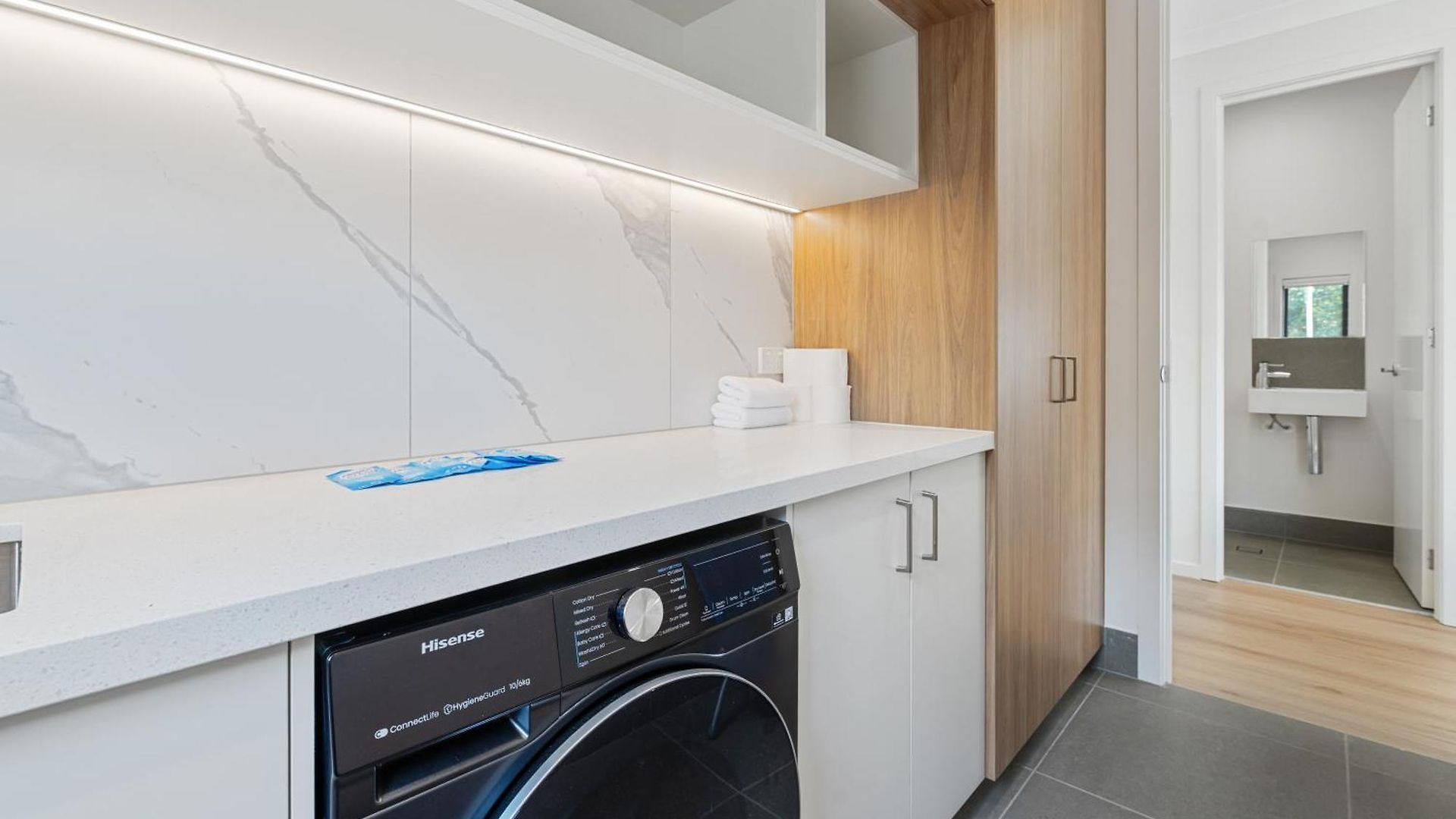 Cassa Aura Place - Modern 4br Homes Holiday home Brisbane