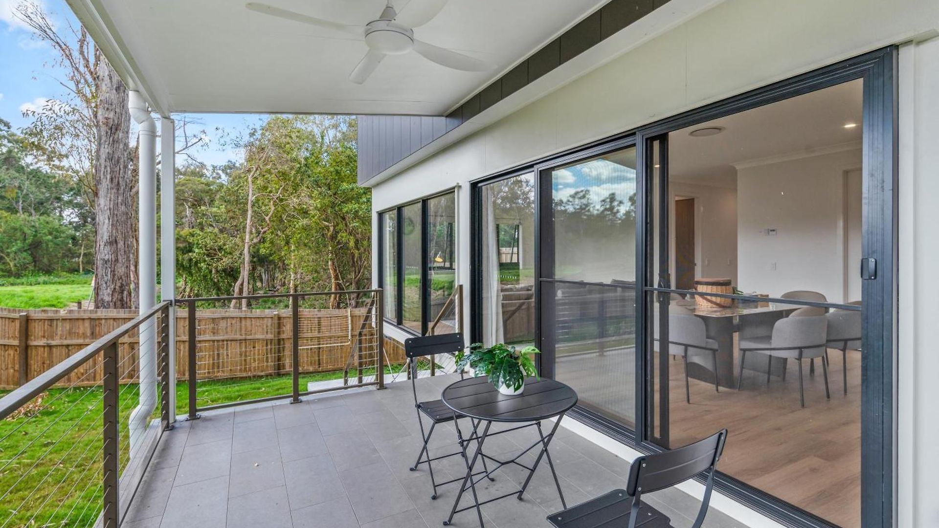 Cassa Aura Place - Modern 4br Homes * Brisbane
