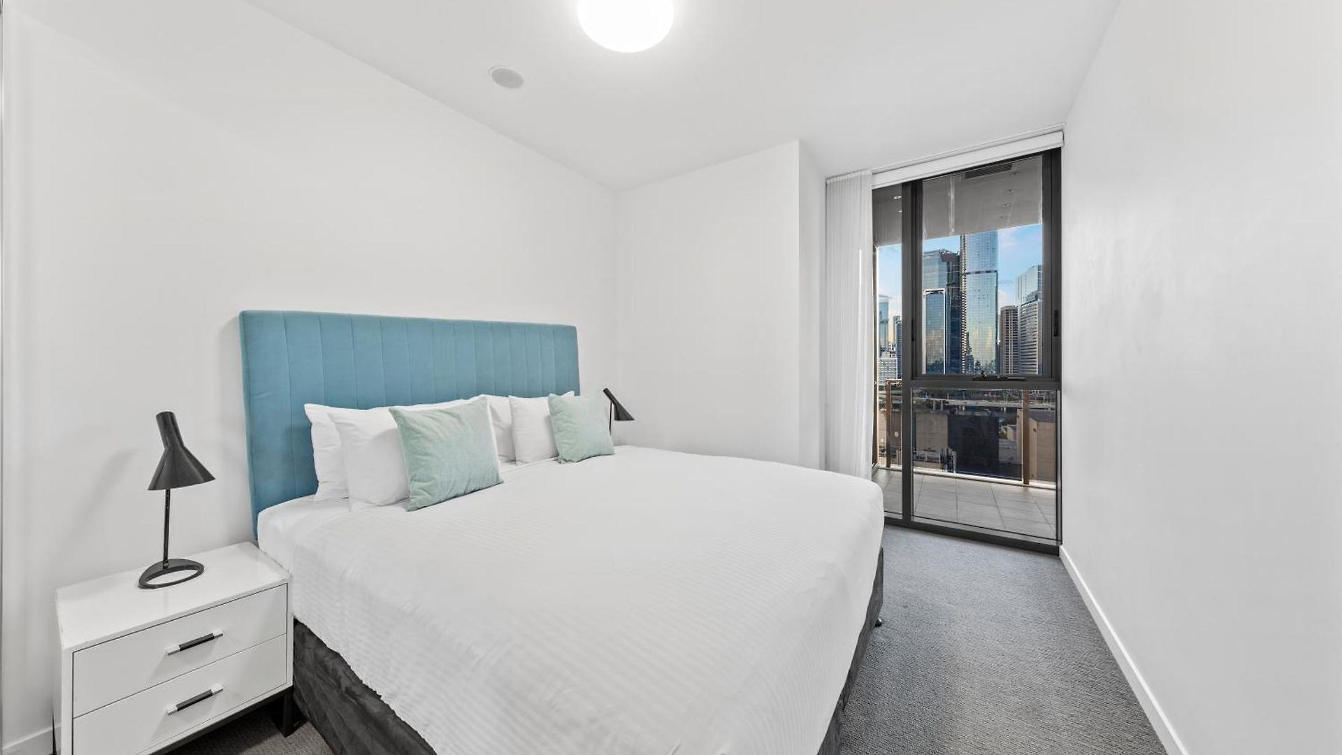 Apartment Soft Glow Serene Lucid 2br *