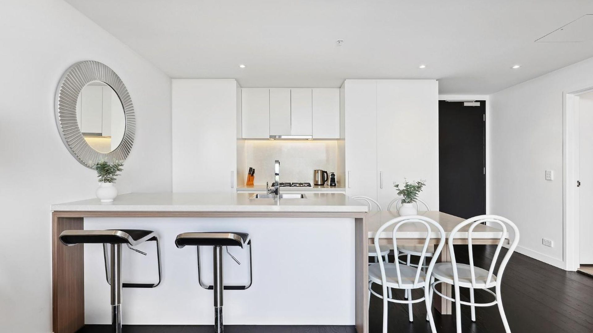 Chic 1-bedroom With Pool And Gym *