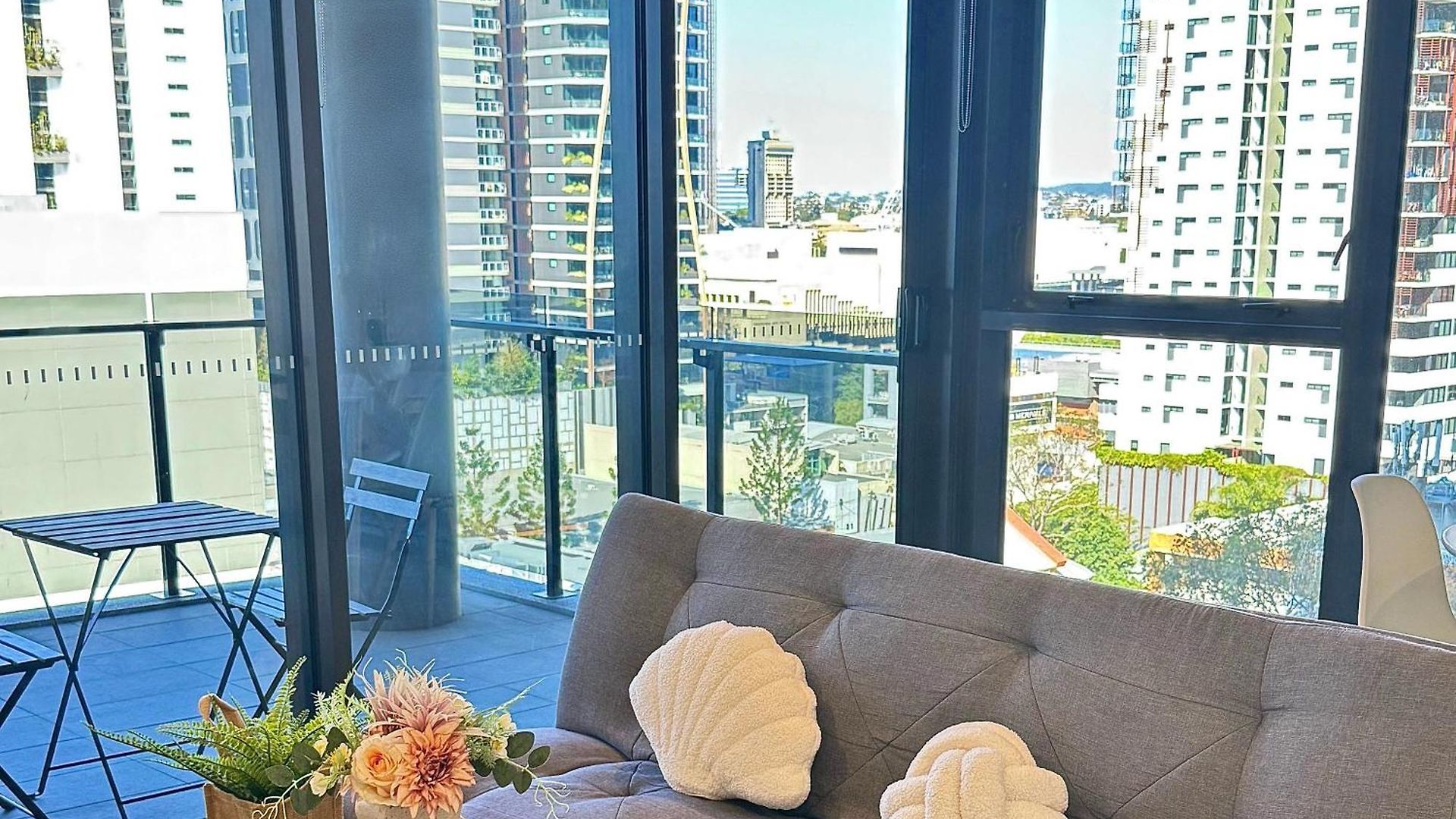 Apartment Modern Vibrant - 1br Pool&gym Sauna Bo31506-1