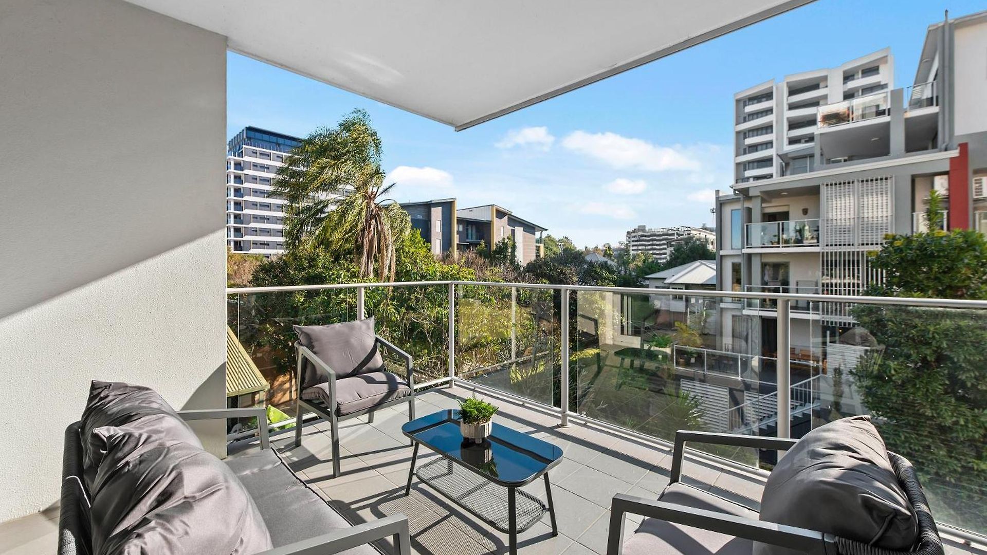 Apartment Bright And Stylish 2br With Spacious Balcony And Wifi Brisbane