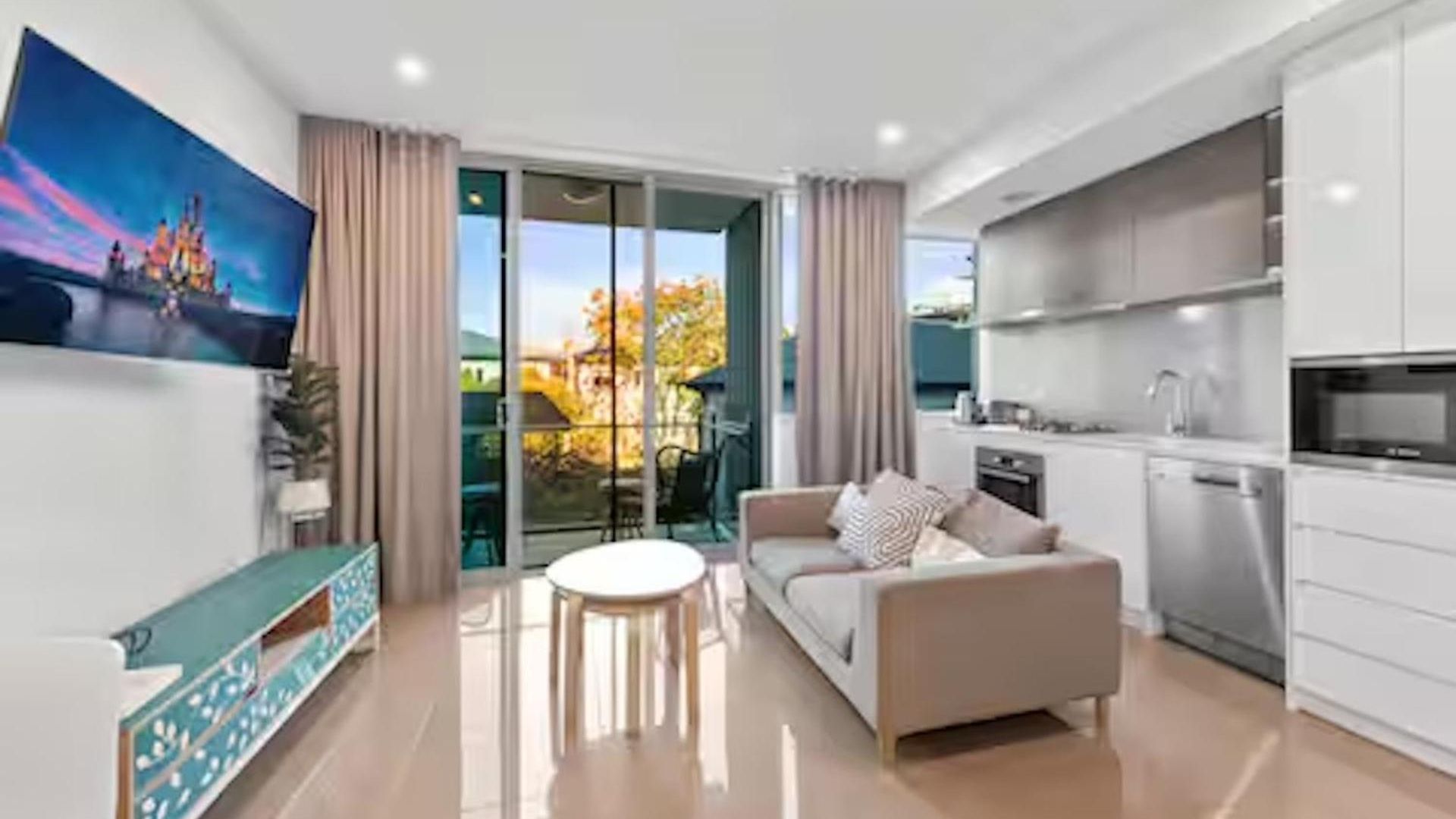 South 1br W-parking Wi-fi Dining Apartment