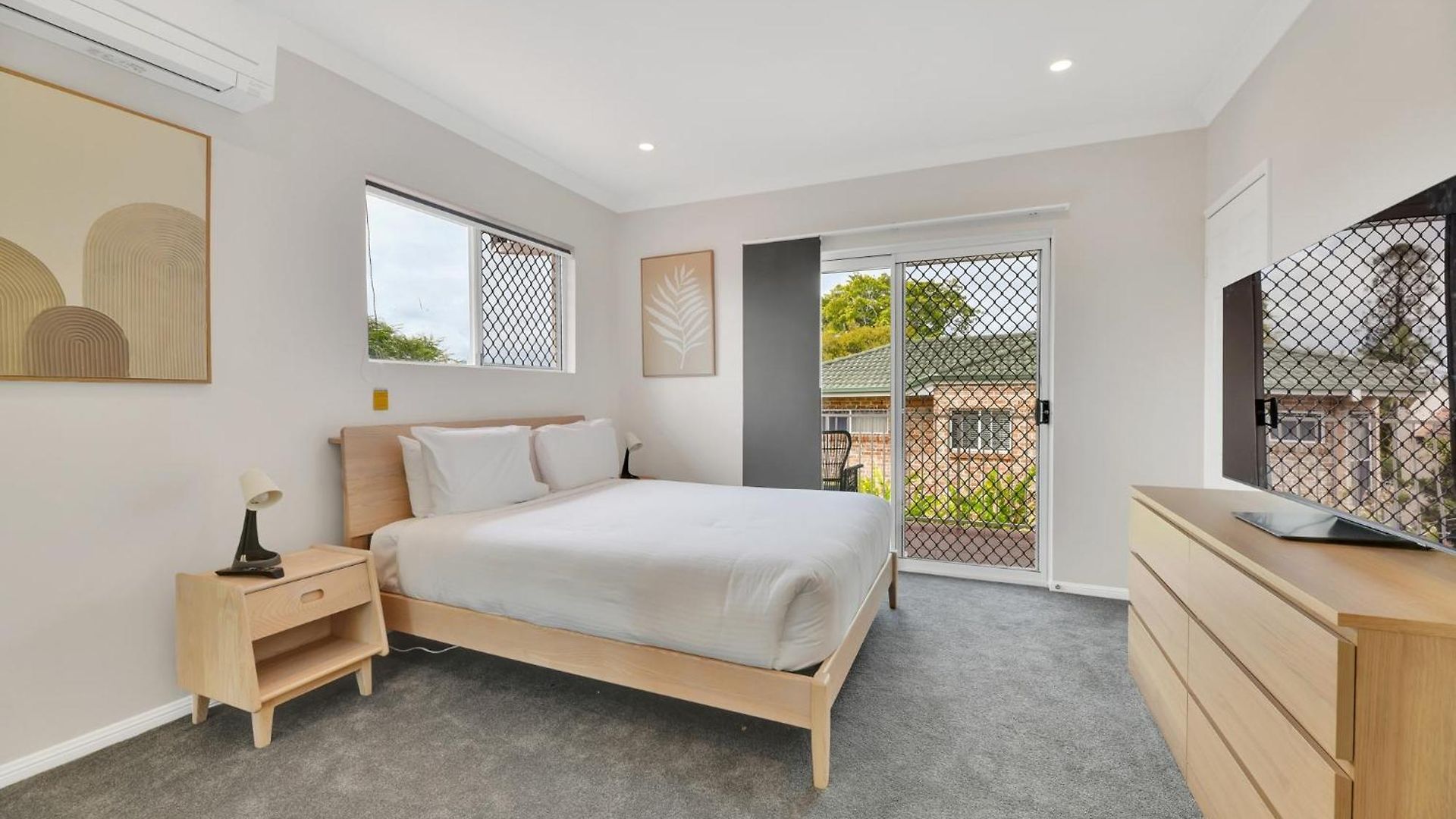 Apartment Tranquil 3-bed Unit With Lush Garden Views Brisbane