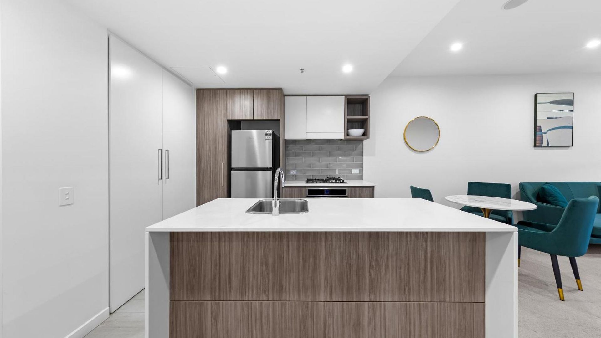 The Arthouse Nest Serene 1br Living