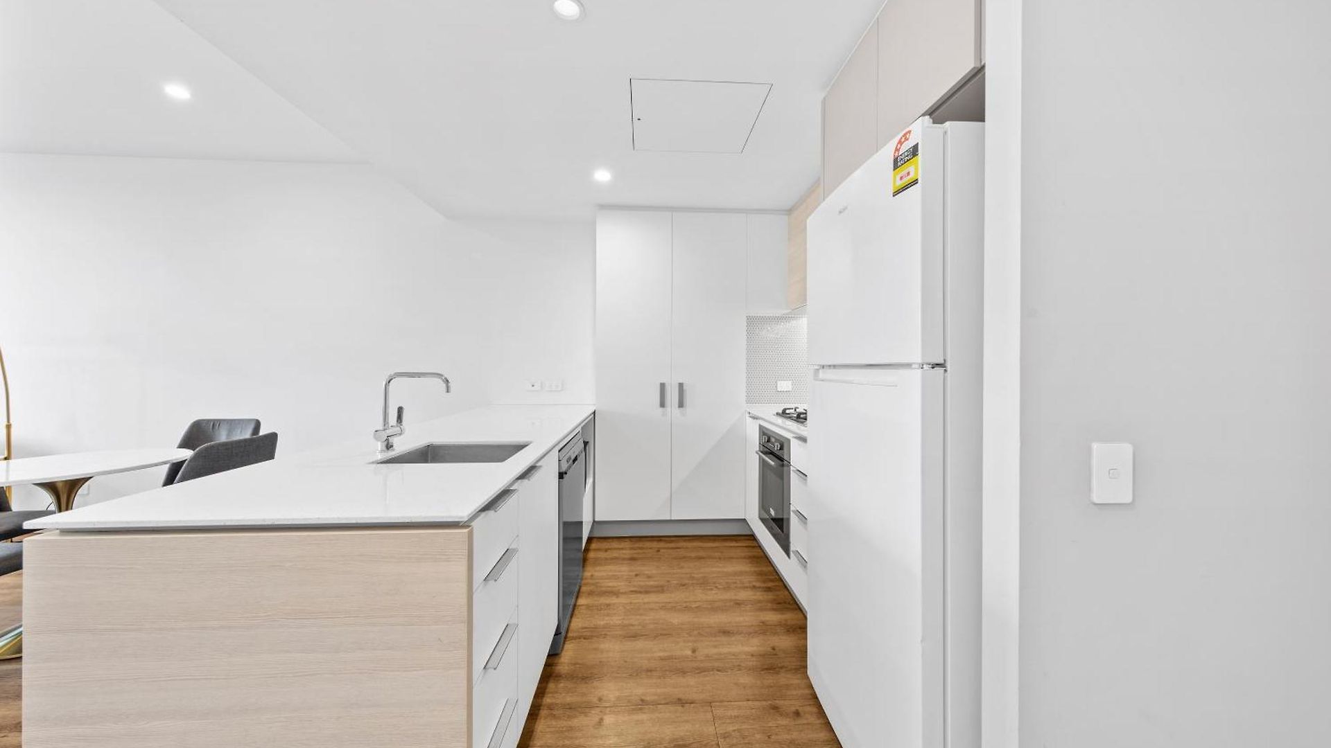Apartment Soft Glow Serene Lucid 2br