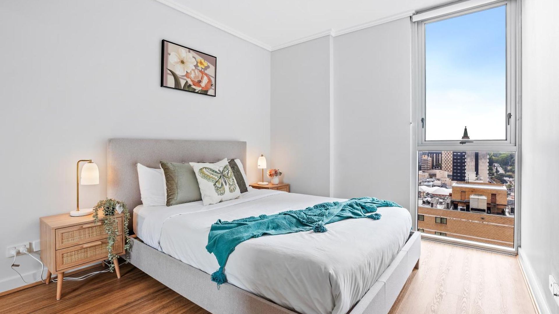 Heart Comfort Spacious 2br 2ba Apartment Brisbane