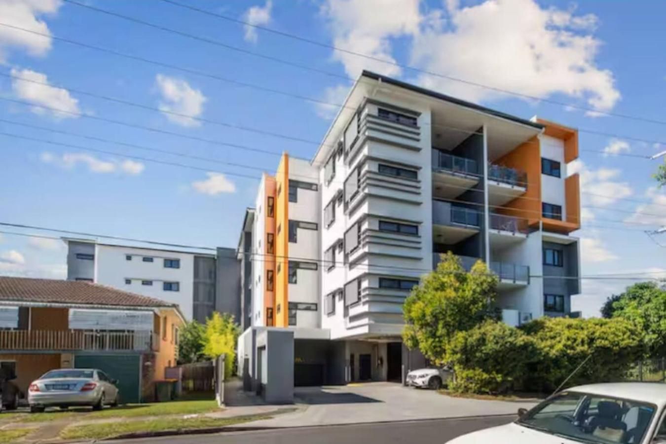 Apartment 2 Bedroom Balcony Close To Hotspots *