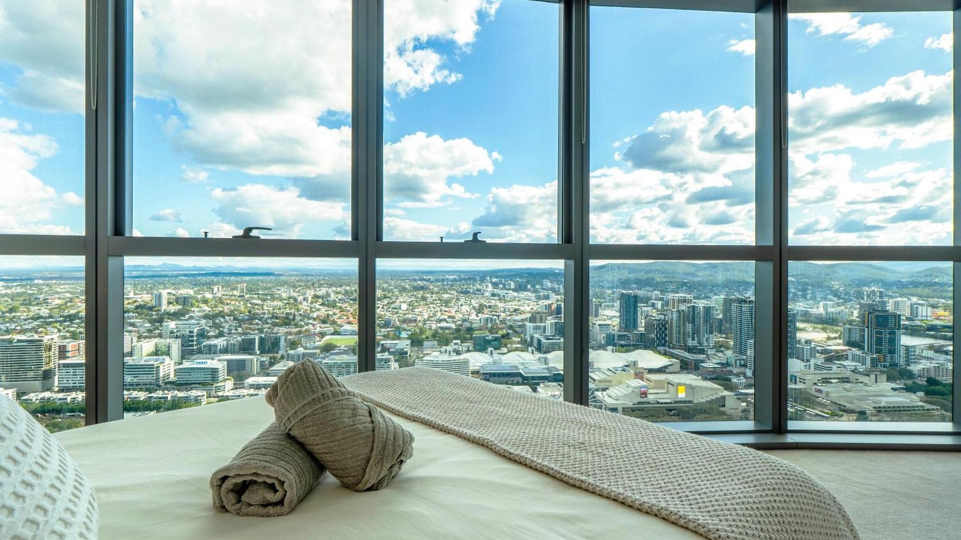 Apartment Level 46 Luxury Queens Wharf With Unblocked Southbank & River View