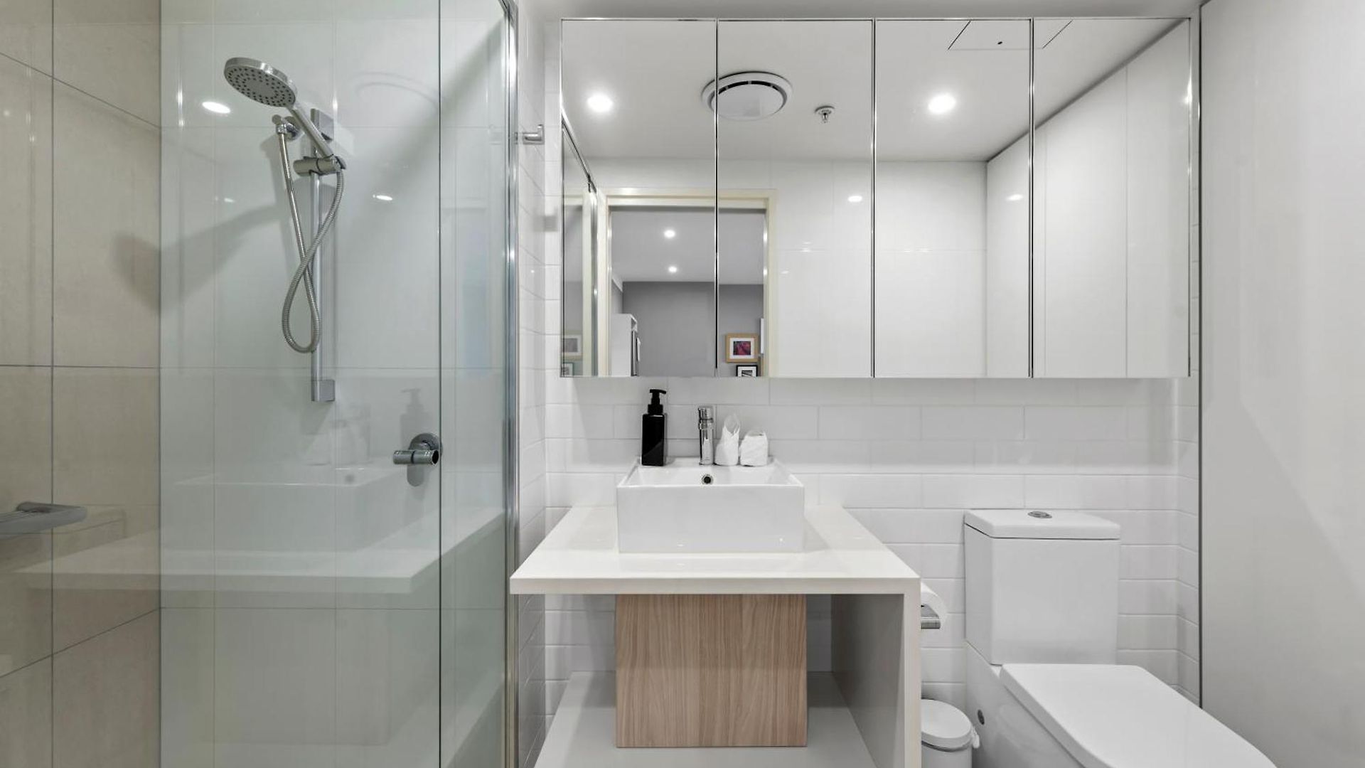 Riverside 1br With King Bed And Pool! * Brisbane