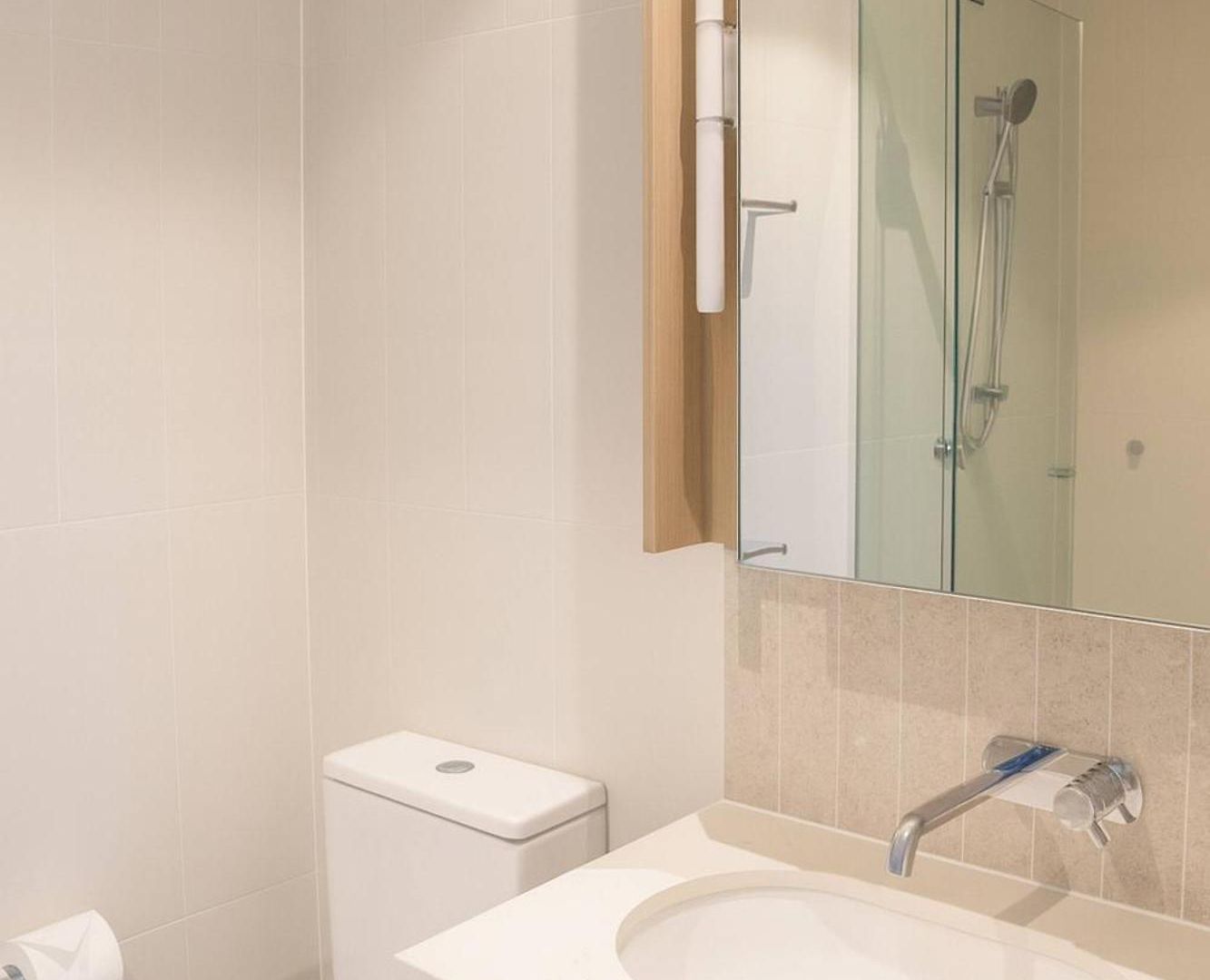 Apartment 2bedroom Gleaming Riverfront - View Free Carpark Brisbane