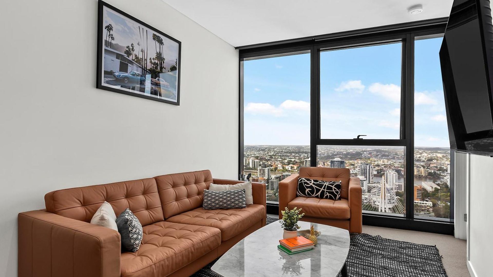 Apartment Sky - Cbd 2br With Stunning Views, Pool And Gym