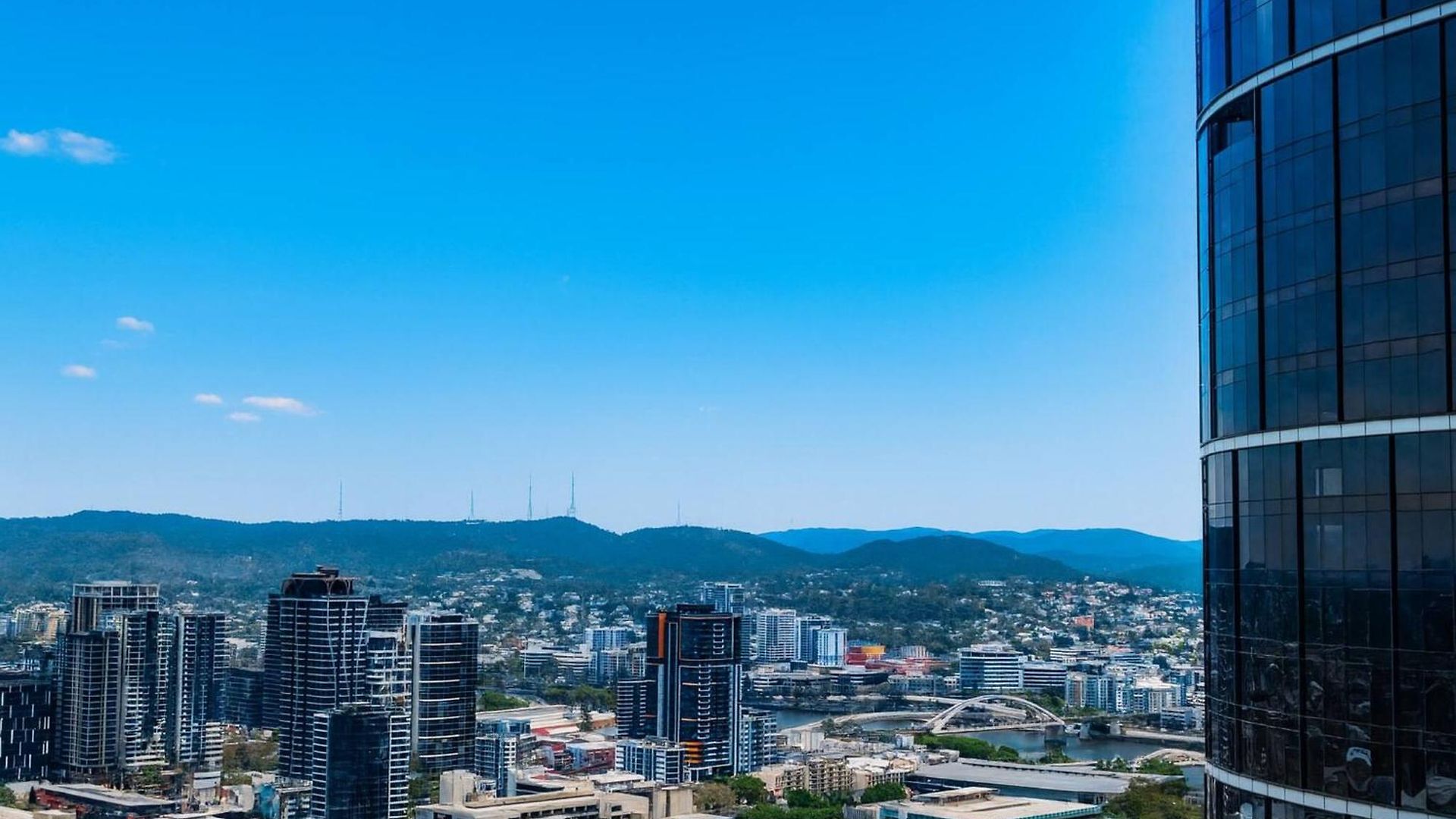 2bedroom Gleaming Riverfront - View Free Carpark Brisbane