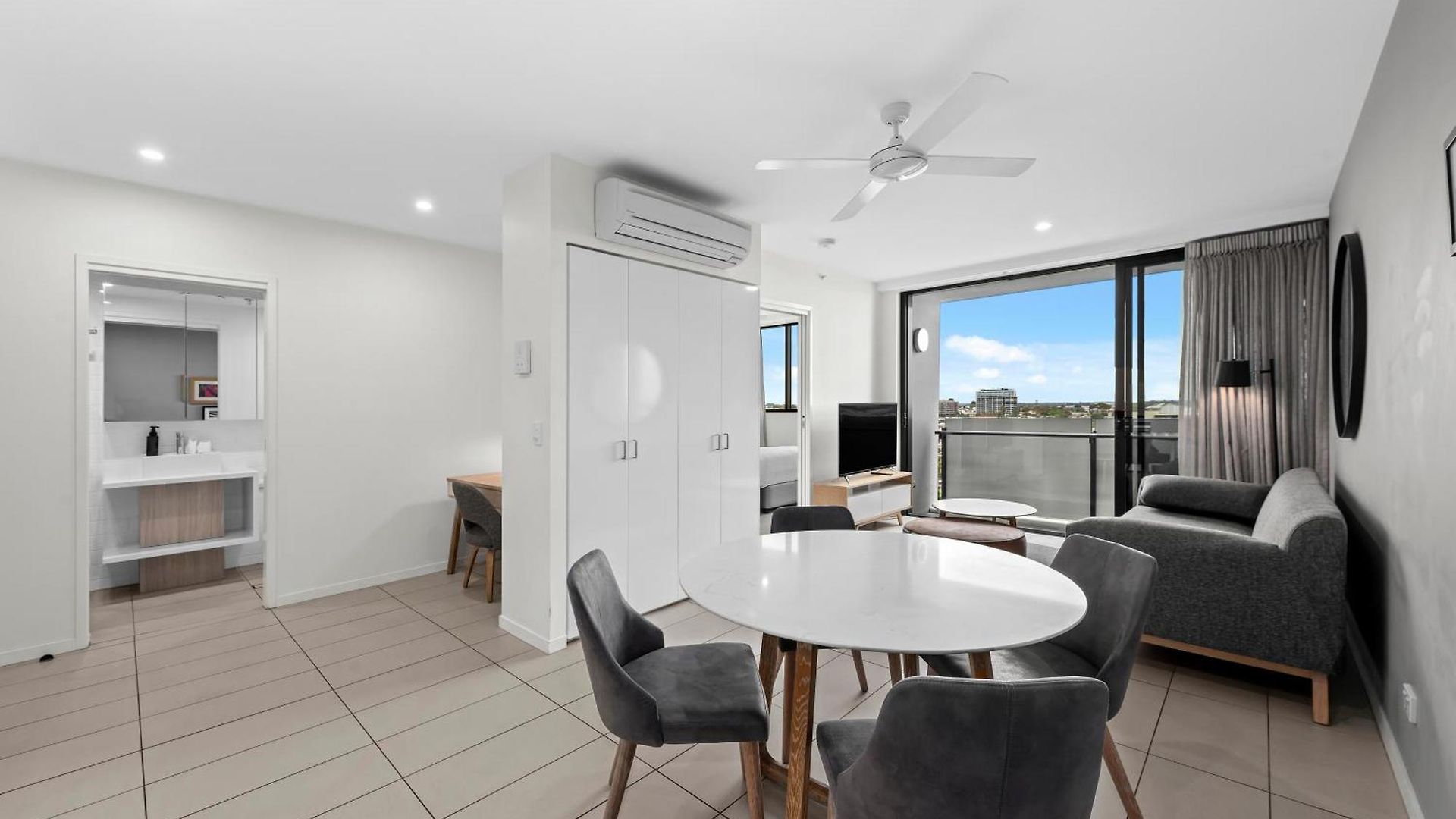 Riverside 1br With King Bed And Pool! * Brisbane