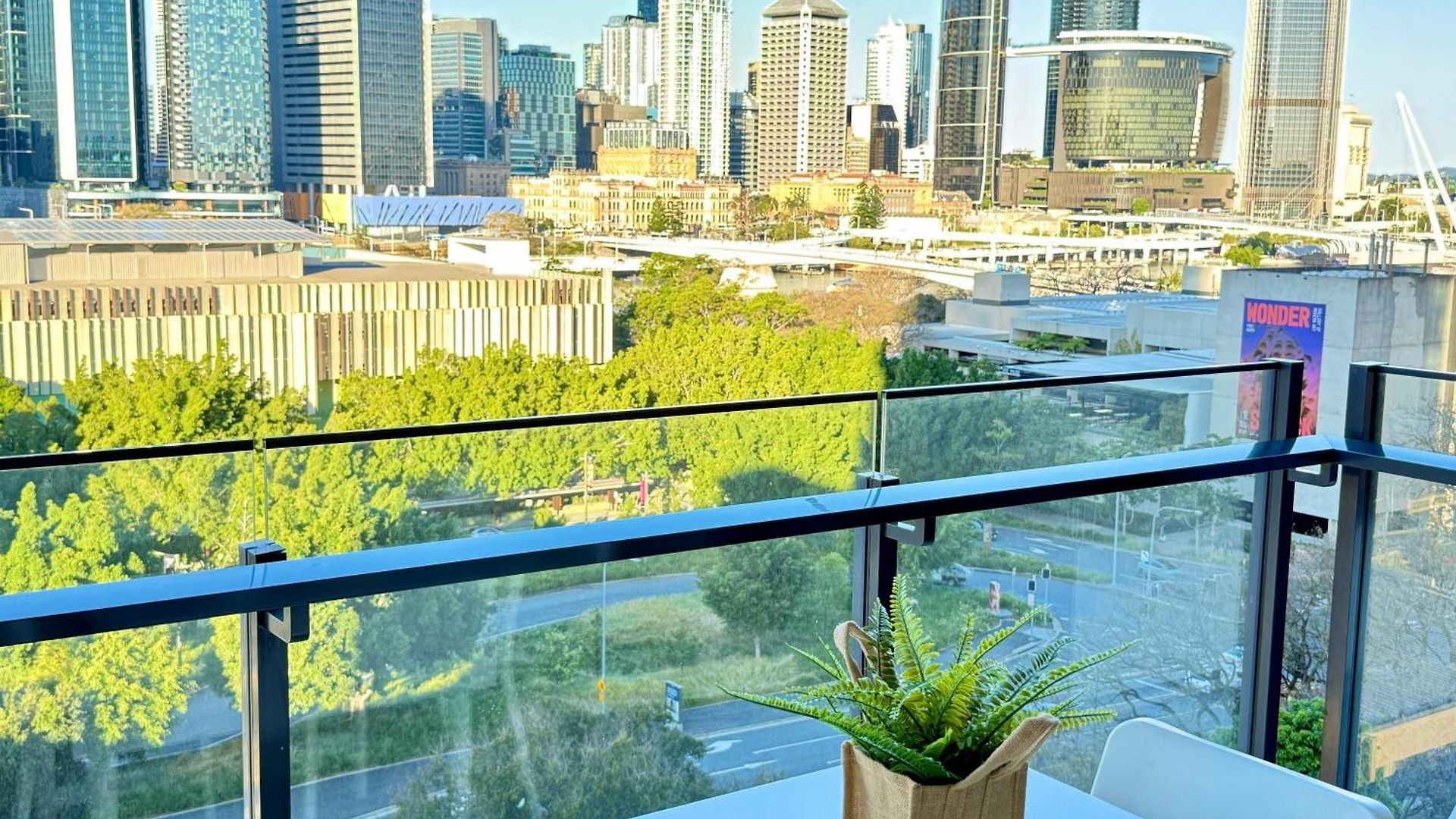 Prime 2br Location Pool Parking Bct 1004 Brisbane