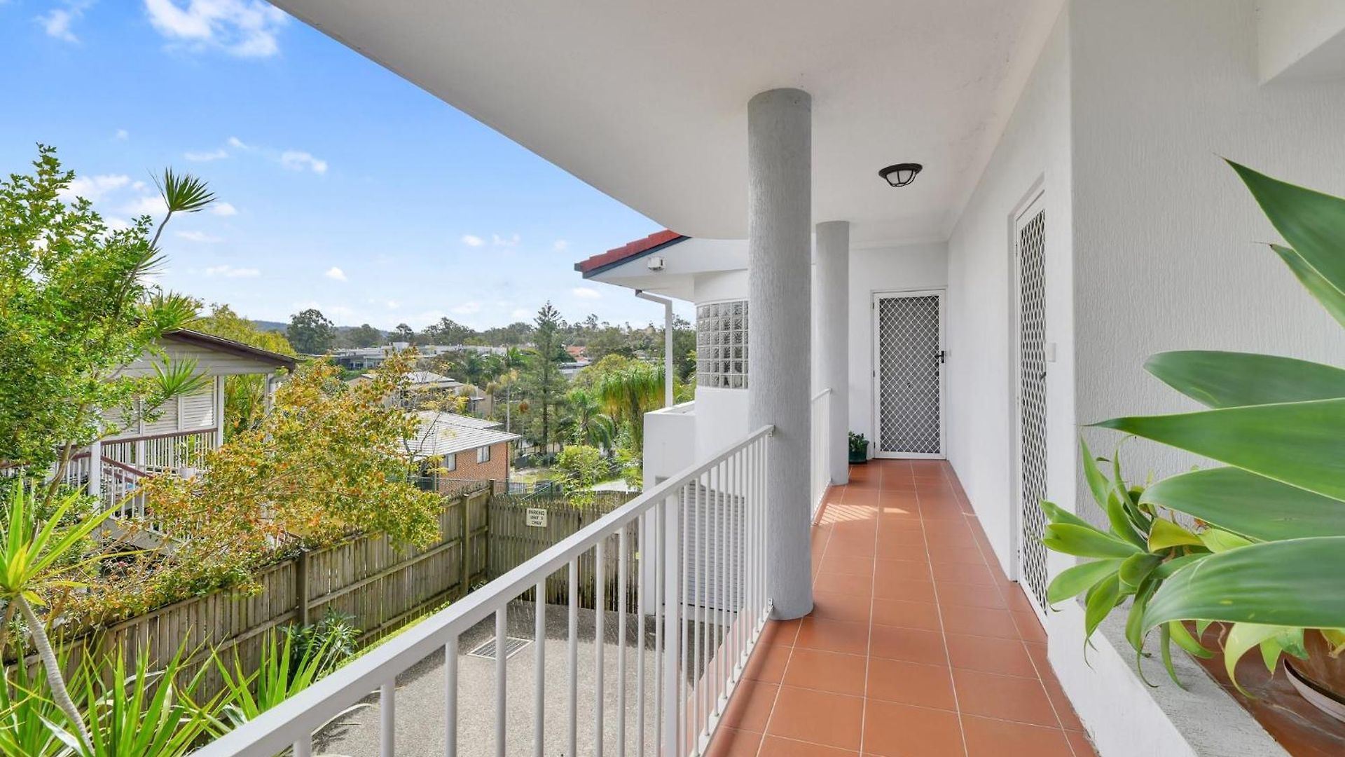 Apartment Tranquil 3-bed Unit With Lush Garden Views Brisbane