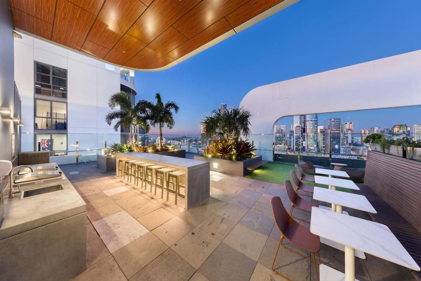 The Arthouse Nest Serene 1br Living Brisbane