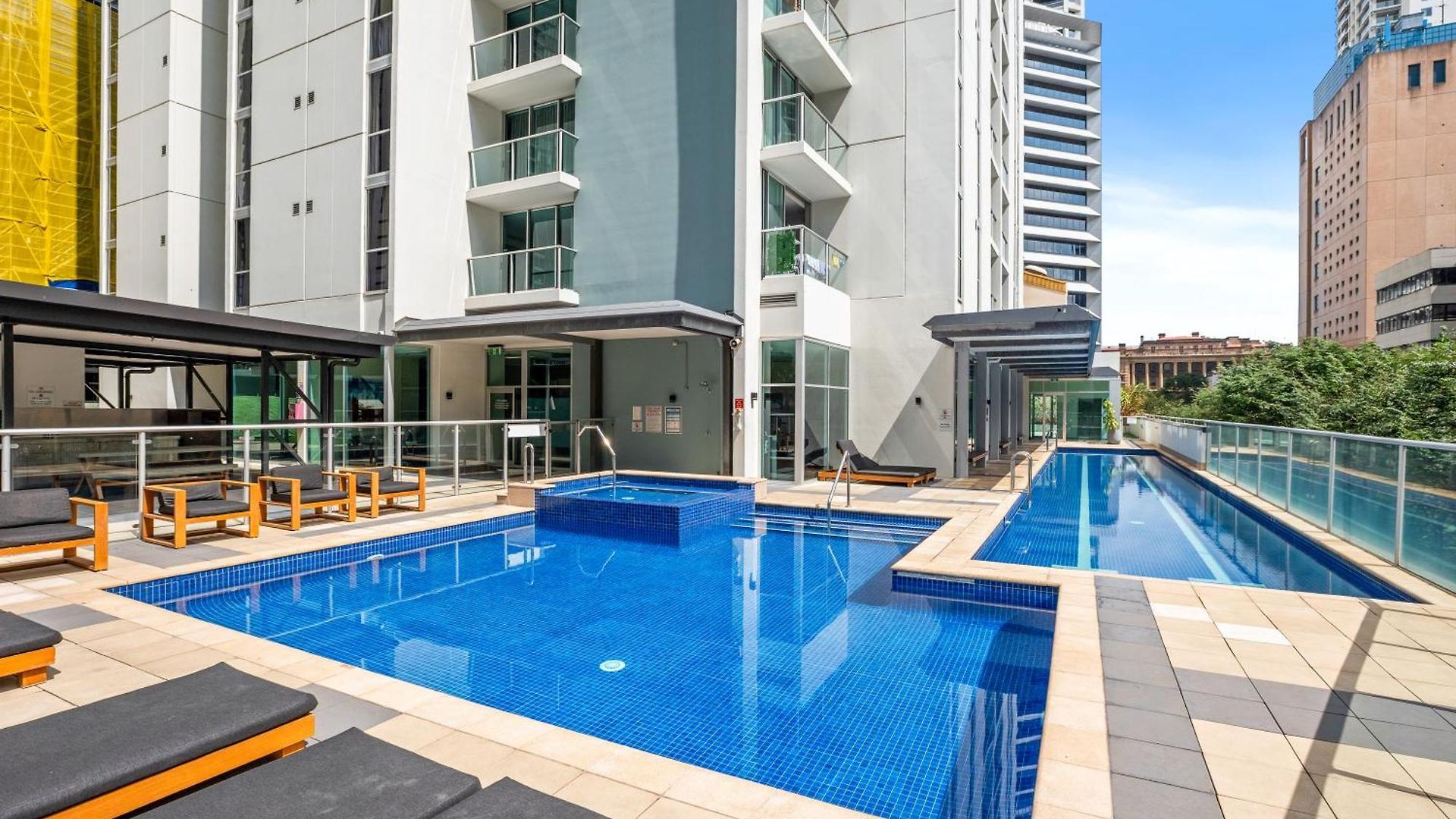 Apartment Heart Comfort Spacious 2br 2ba *