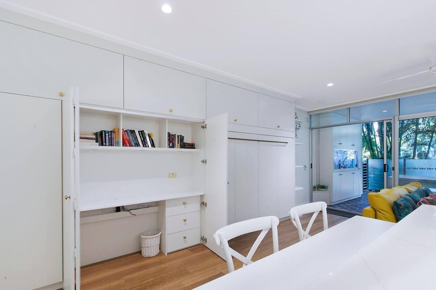 The Fish Bowl - Vibrant Riverside Escape With Pool * Brisbane