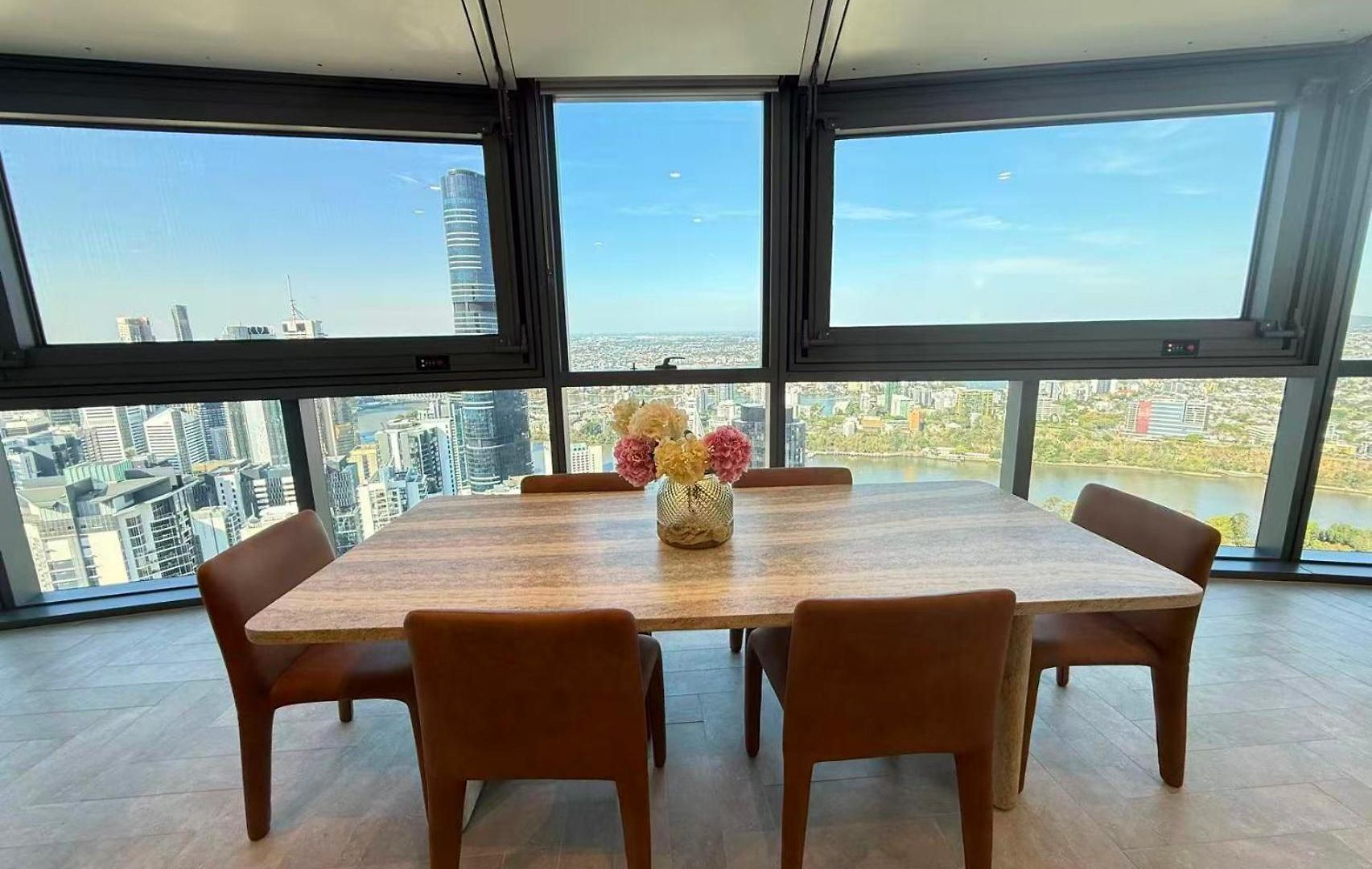 Brisbane Cbd 50F 270 Degree Skyview 3 Bedroom Apartment Incl 1 Carspace Apartment Brisbane