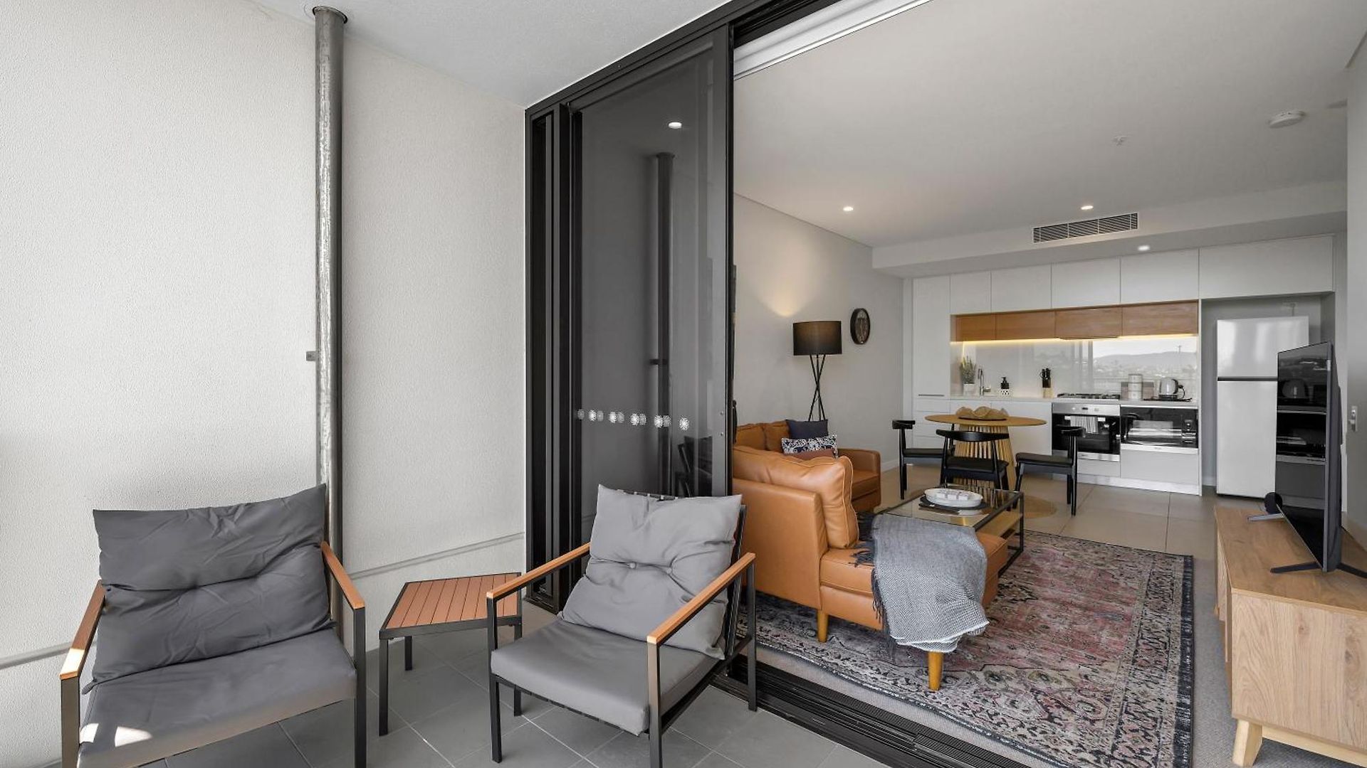 River View 1Br With Amazing Rooftop Pool & Parking Apartment Brisbane