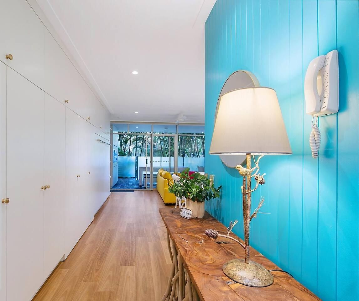 Apartment The Fish Bowl - Vibrant Riverside Escape With Pool