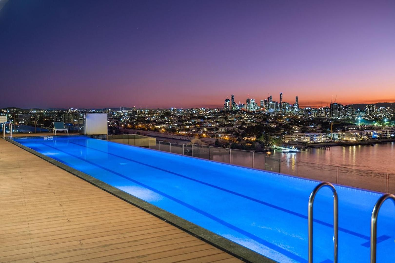 Apartment River View 1Br With Amazing Rooftop Pool & Parking Brisbane