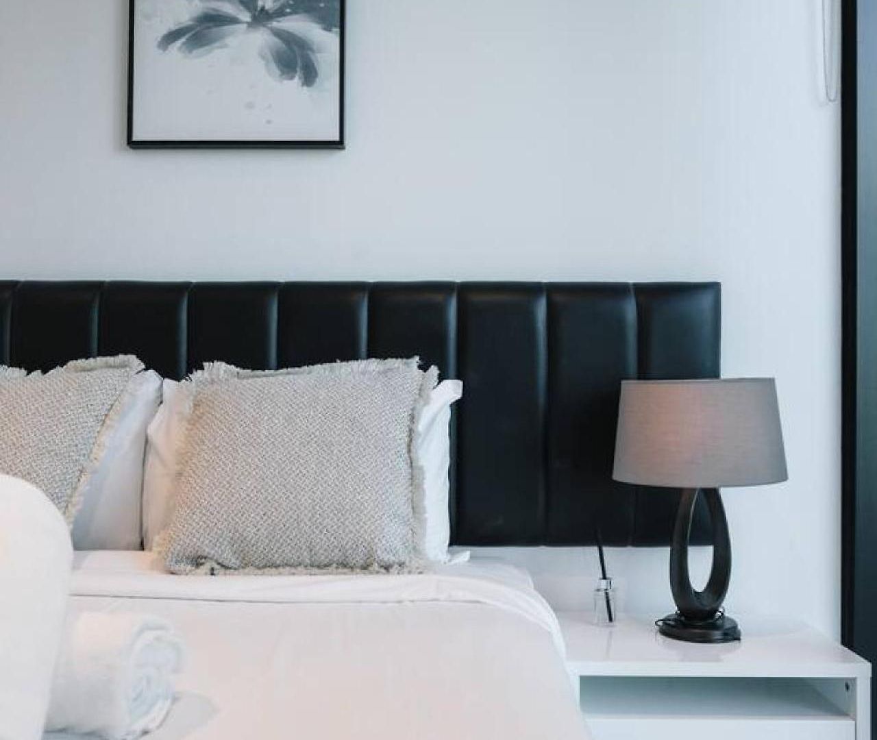 Apartment Sky Tower Elegance Balcony Gym Pool And Cbd Access Brisbane
