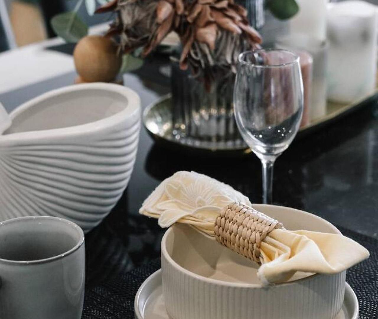 Stylish Escape 2 Ensuites Balcony Near Shops Brisbane