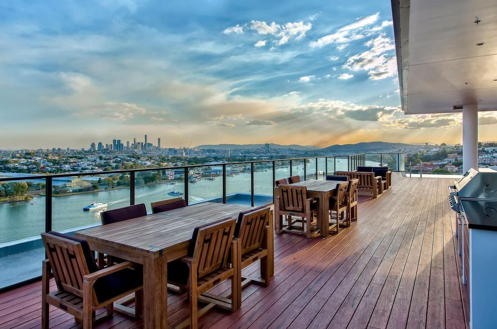 River View 1Br With Amazing Rooftop Pool & Parking Apartment *