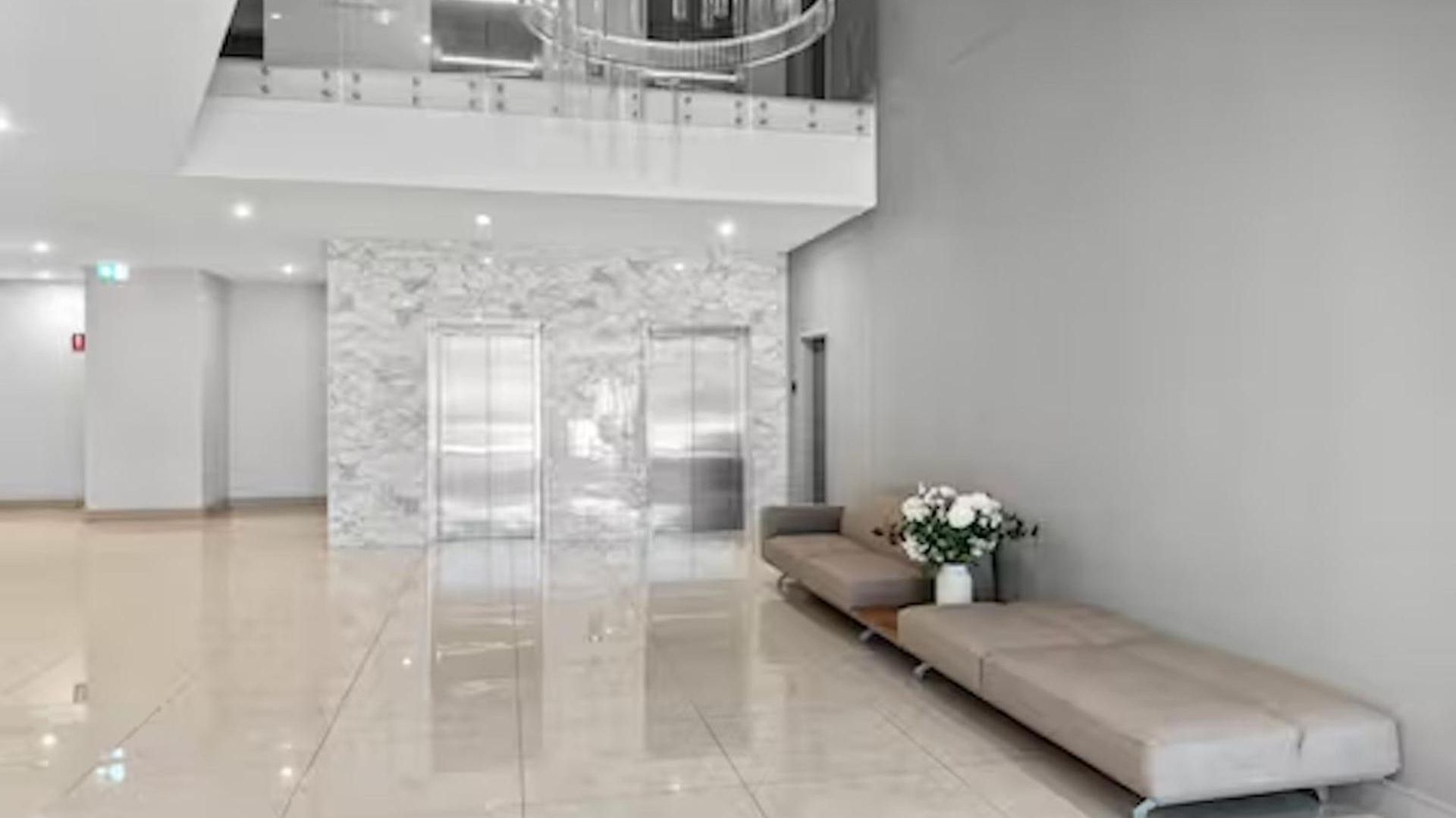 Apartment South 1br W-parking Wi-fi Dining