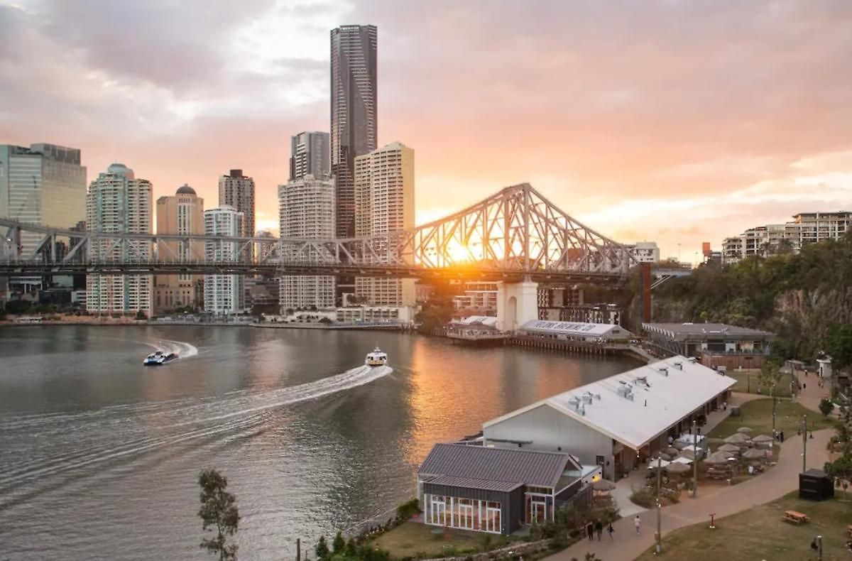 Amazing 2bed-2bath-1car-balcony-views - Cbd *