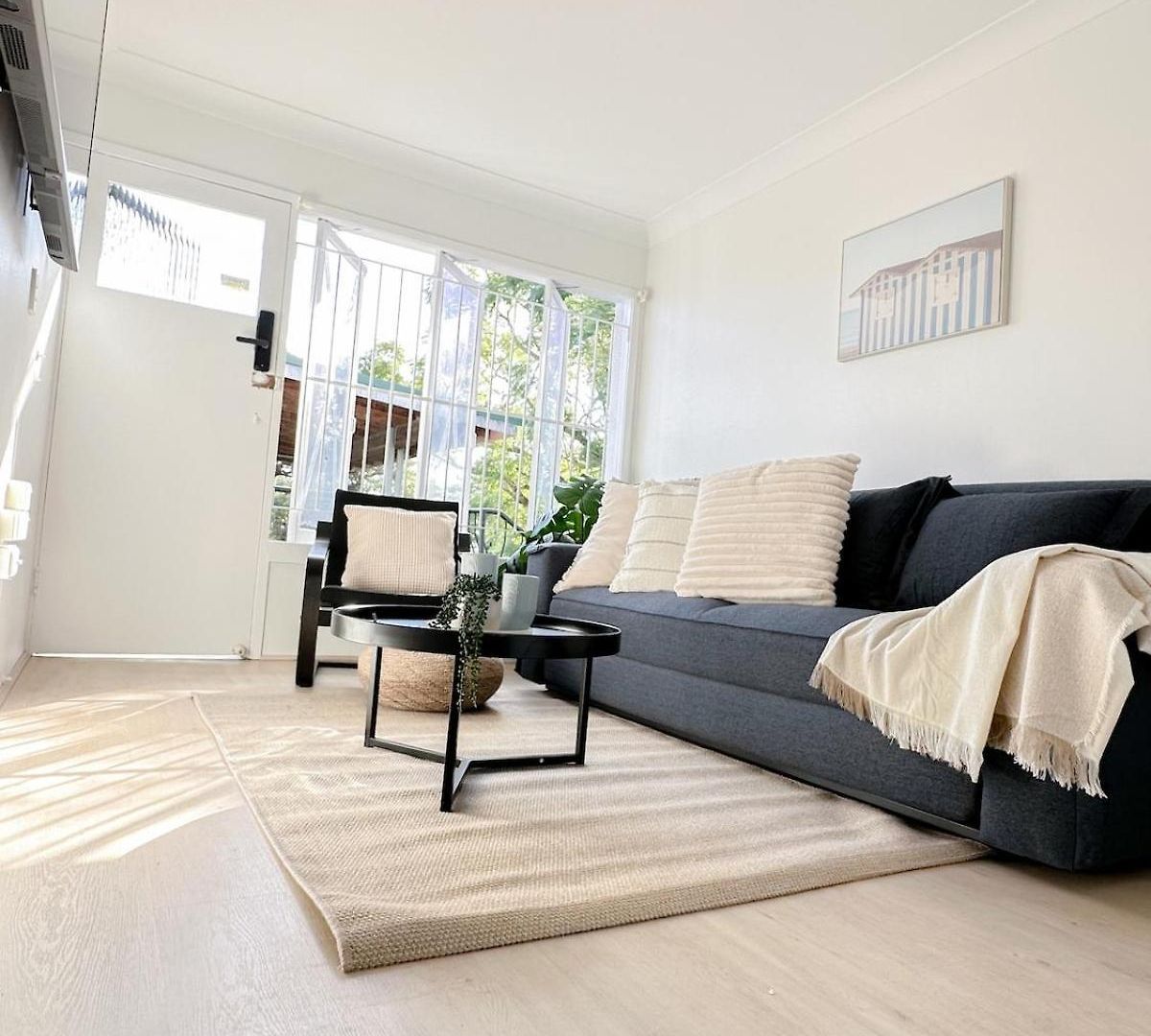Mi Casa Su Casa - 2br Sleeps 6 - Free Parking - Cbd