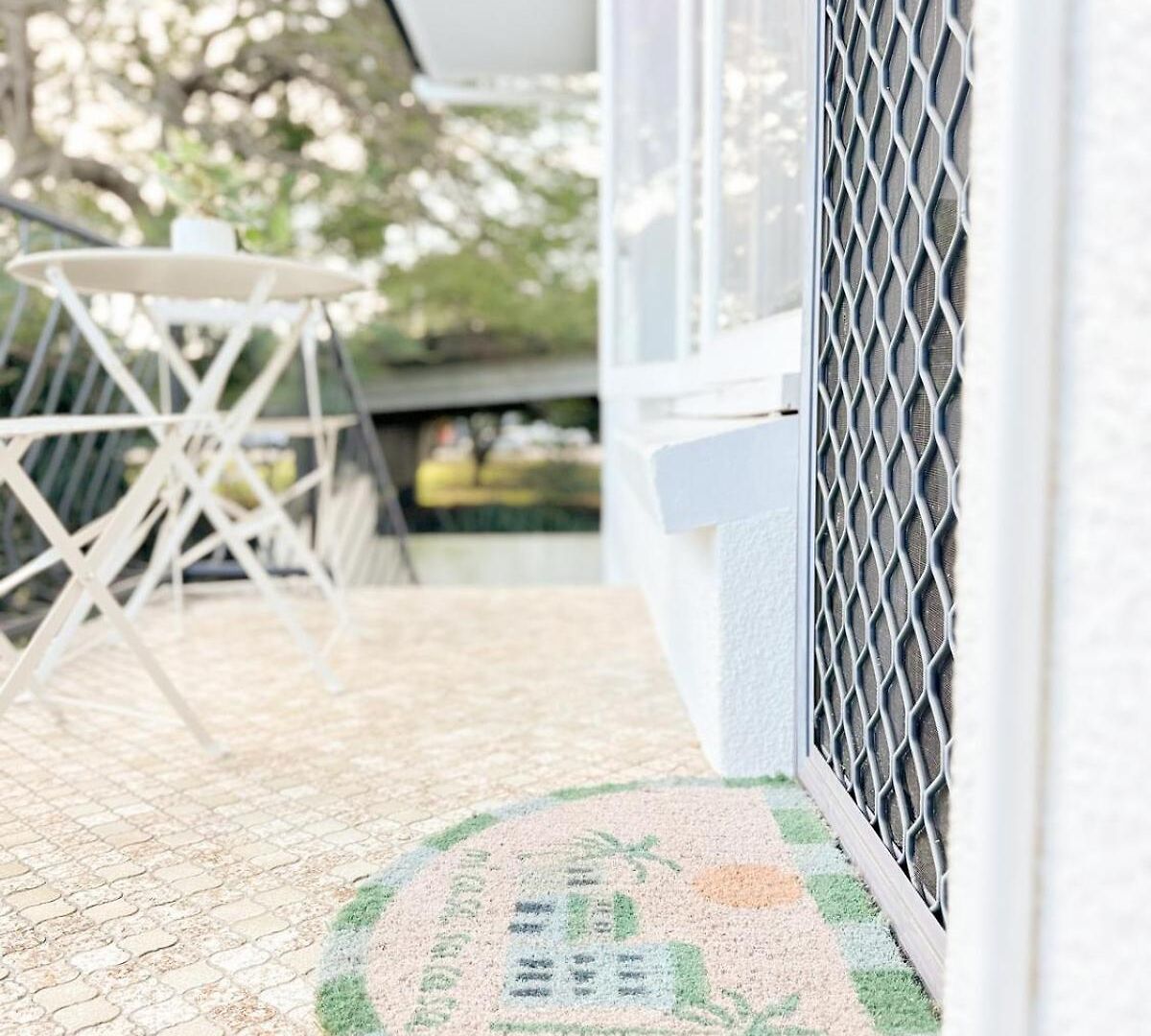 Mi Casa Su Casa - 2br Sleeps 6 - Free Parking - Cbd Apartment *