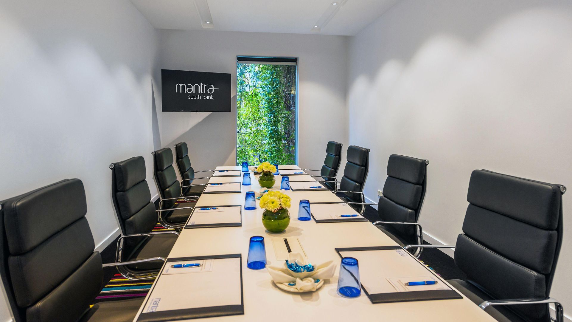 Hotel Mantra South Bank 4*