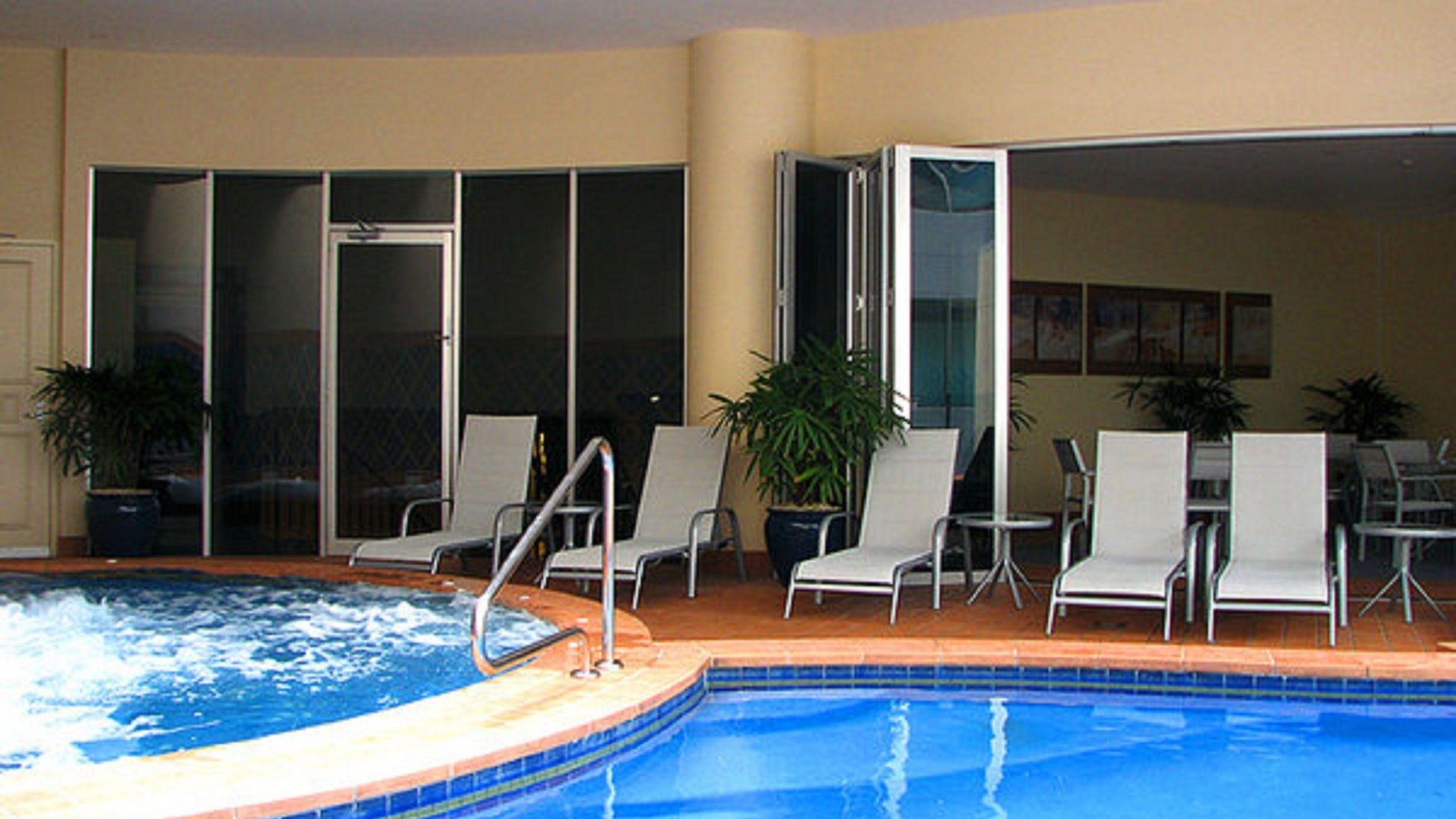 Macarthur Chambers Aparthotel