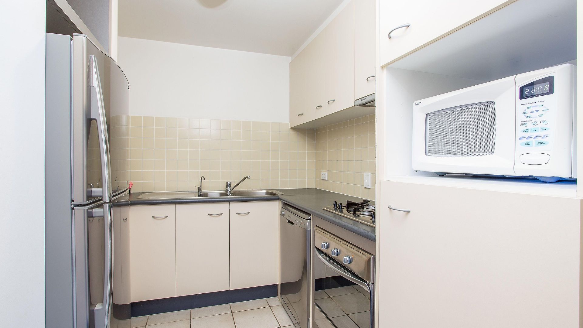 Republic Aparthotel 4*