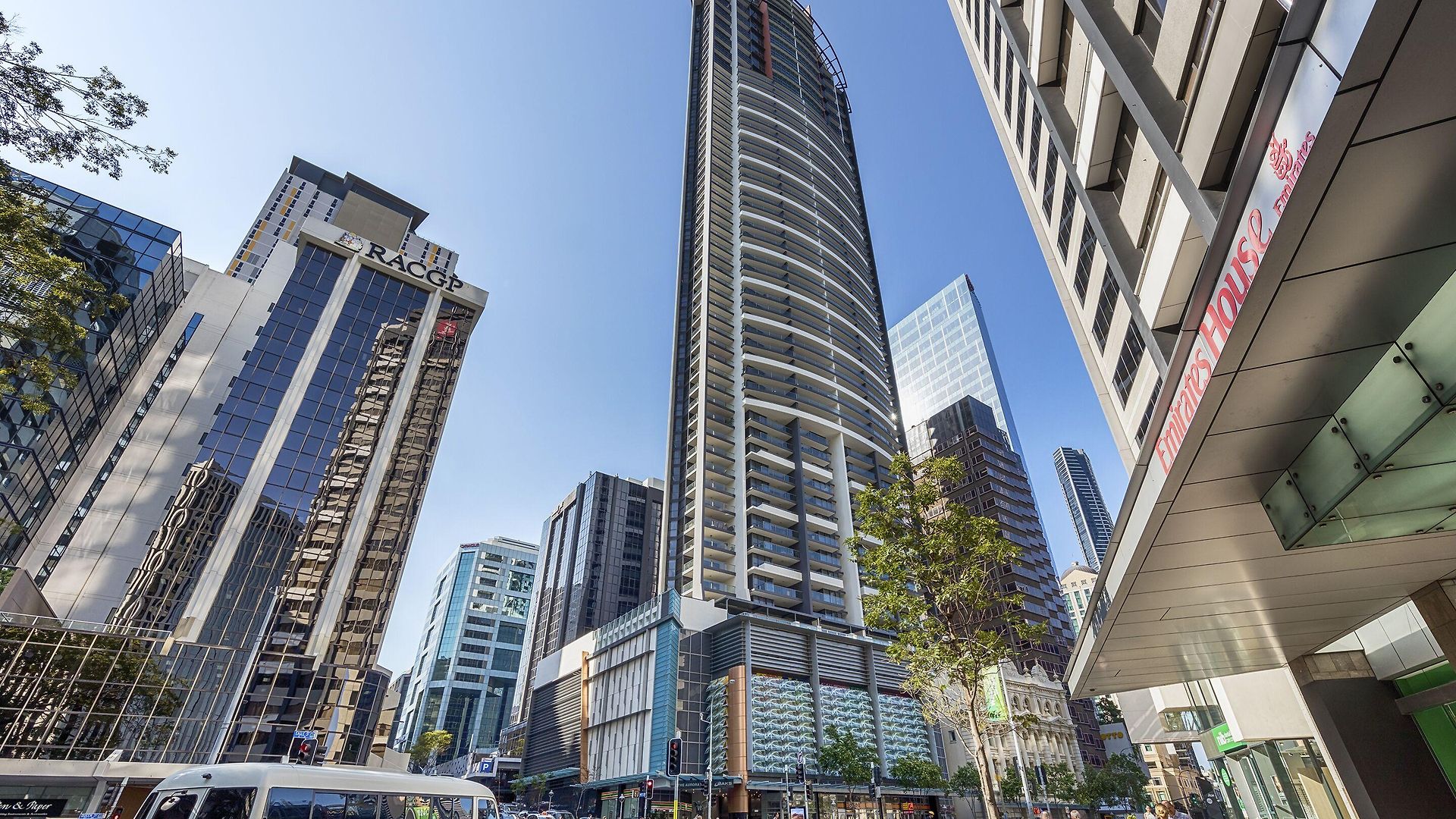 Oaks Aurora 4* Brisbane