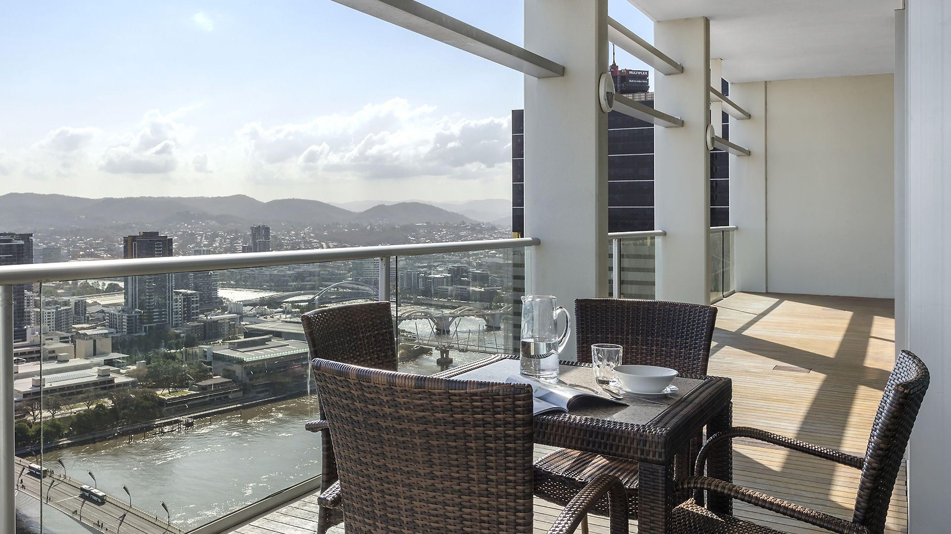 Oaks Casino Tower Aparthotel Brisbane