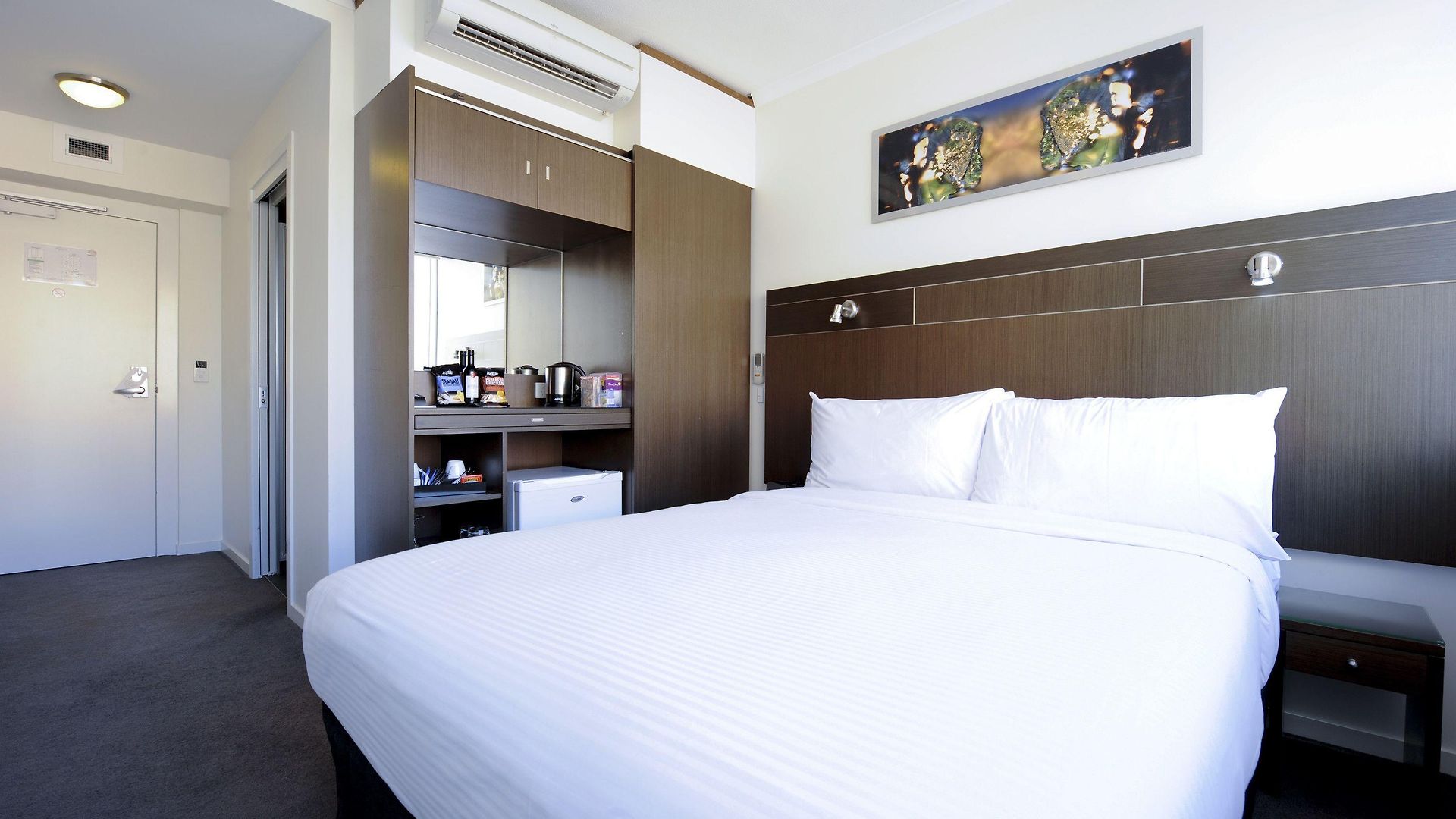 Hotel Mantra Terrace 4*