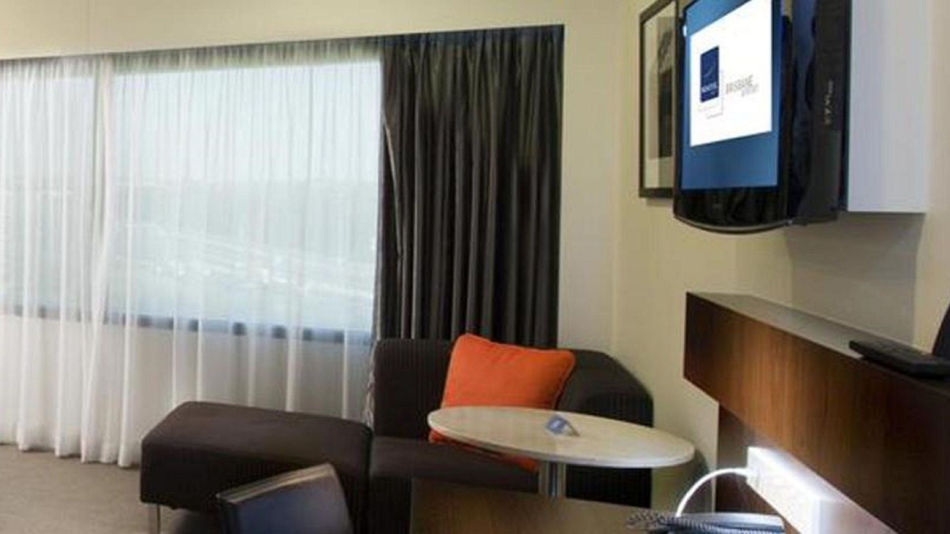 Hotel Novotel Airport 5*