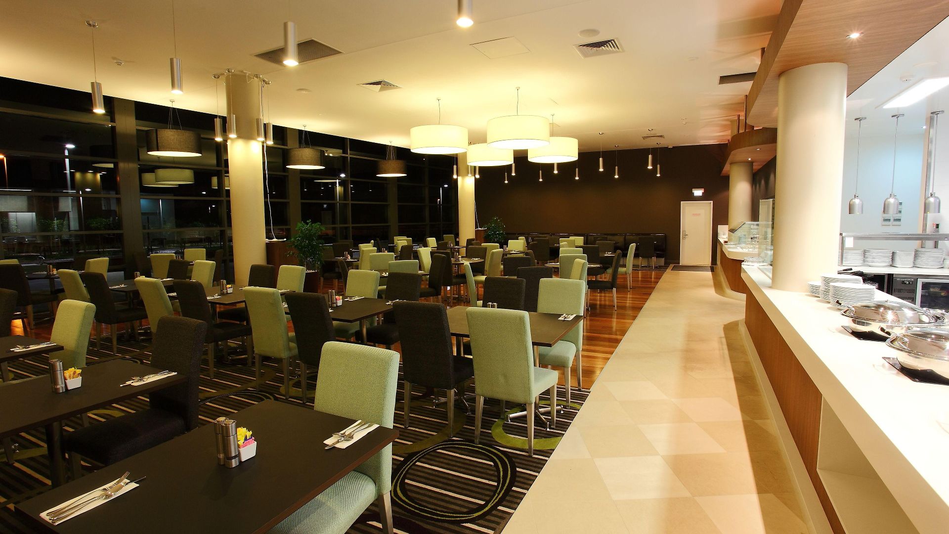 Hotel Novotel Airport 5*