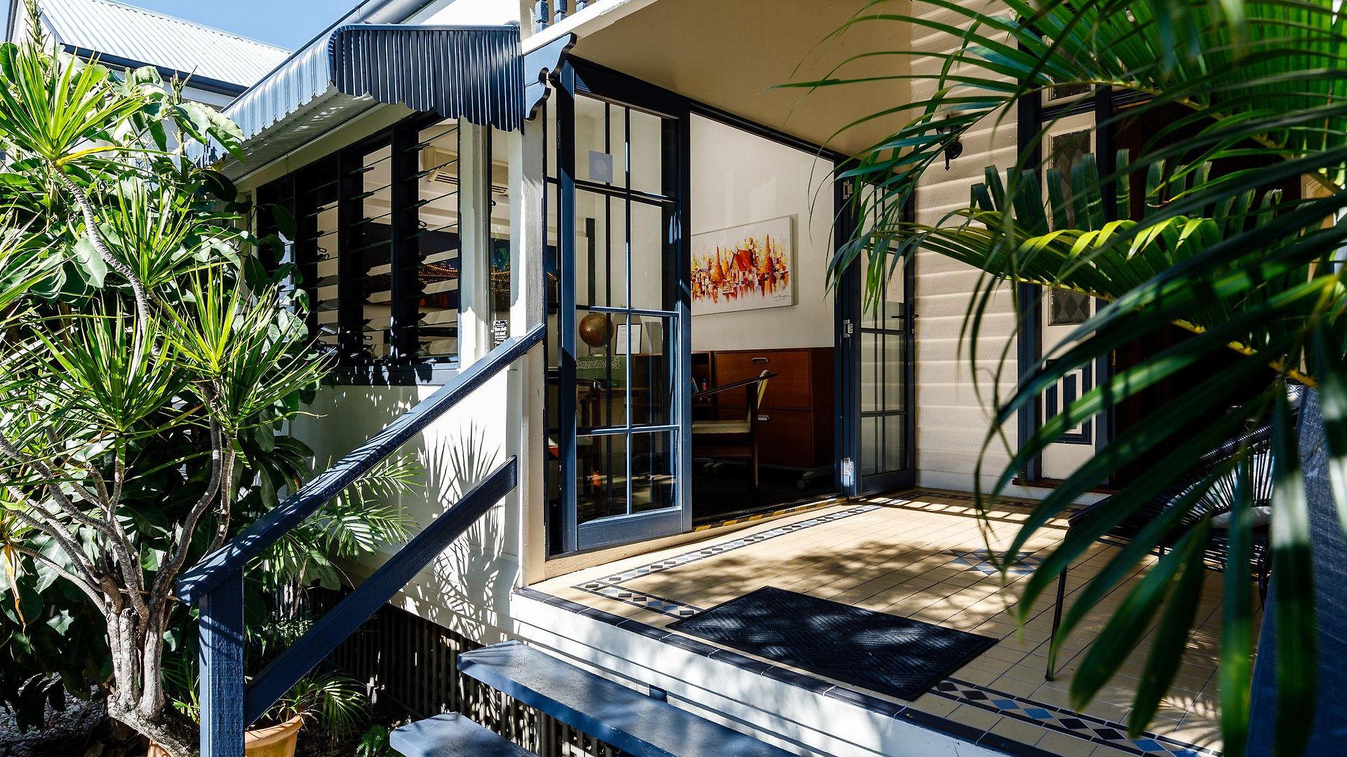 Bowen Terrace Motel 3*